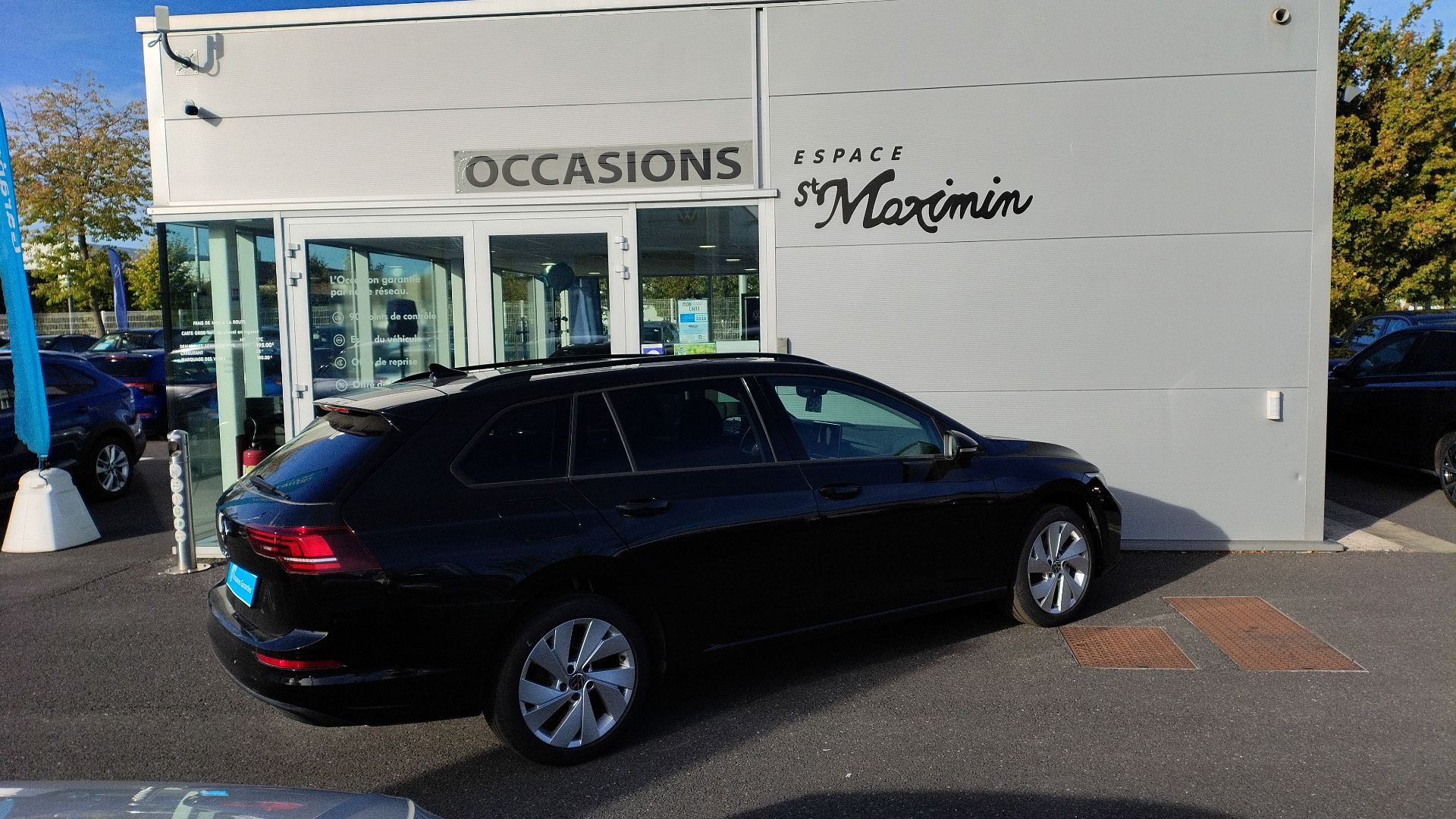 VOLKSWAGEN GOLF SW