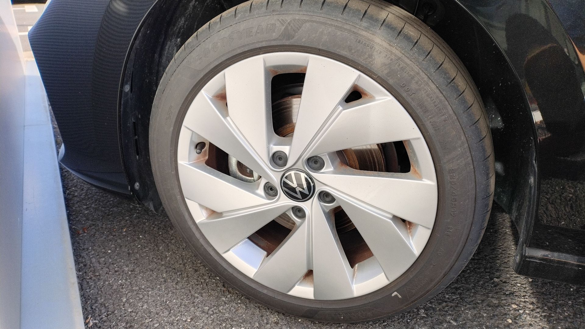 VOLKSWAGEN GOLF SW