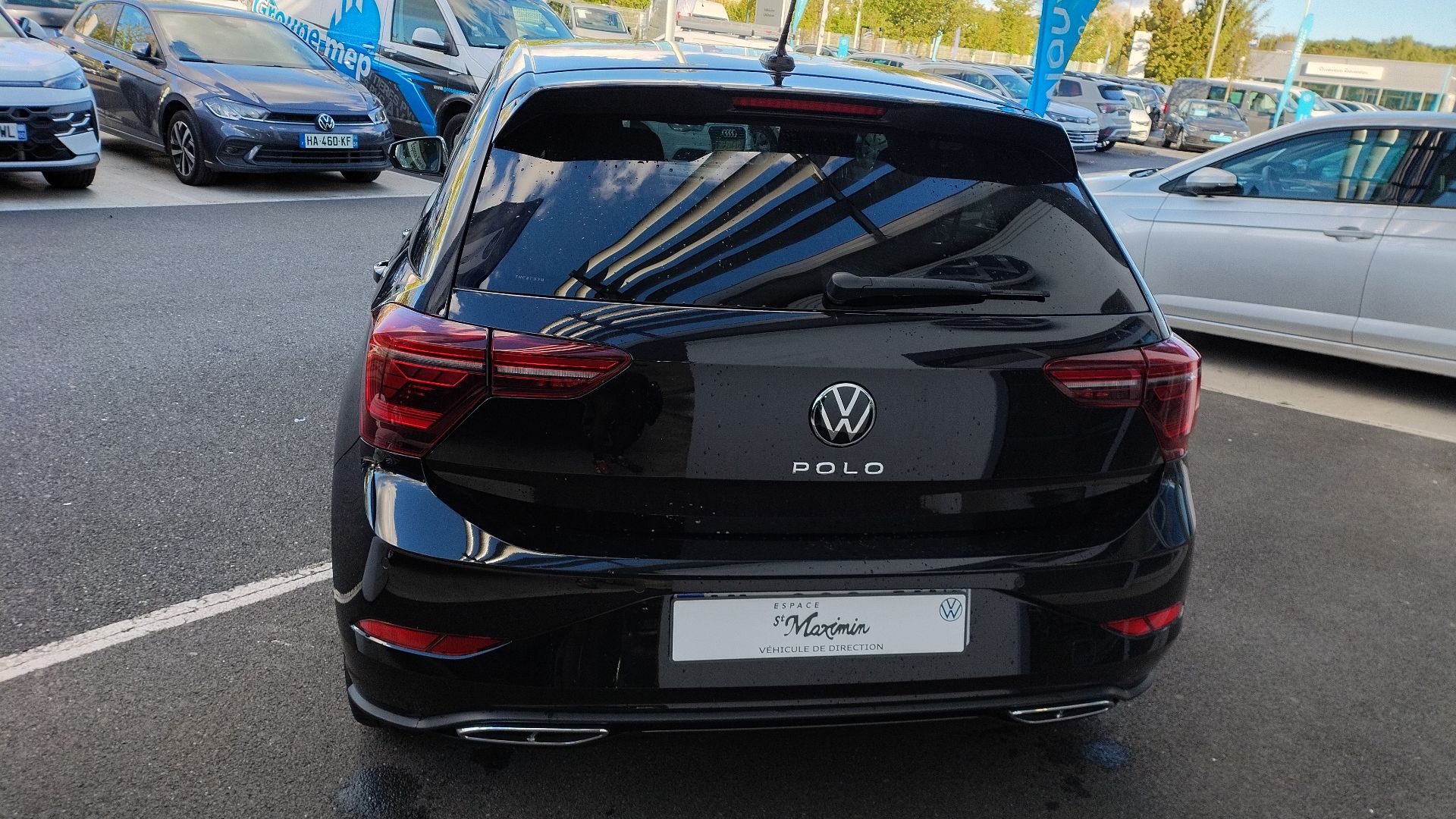 VOLKSWAGEN POLO