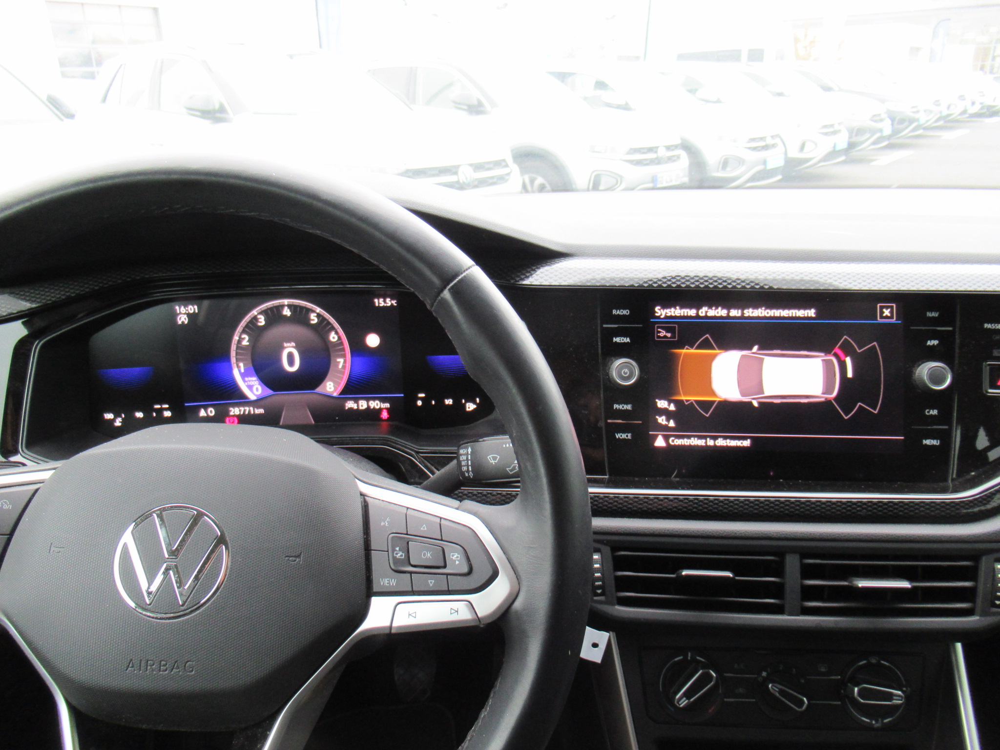 VOLKSWAGEN TAIGO