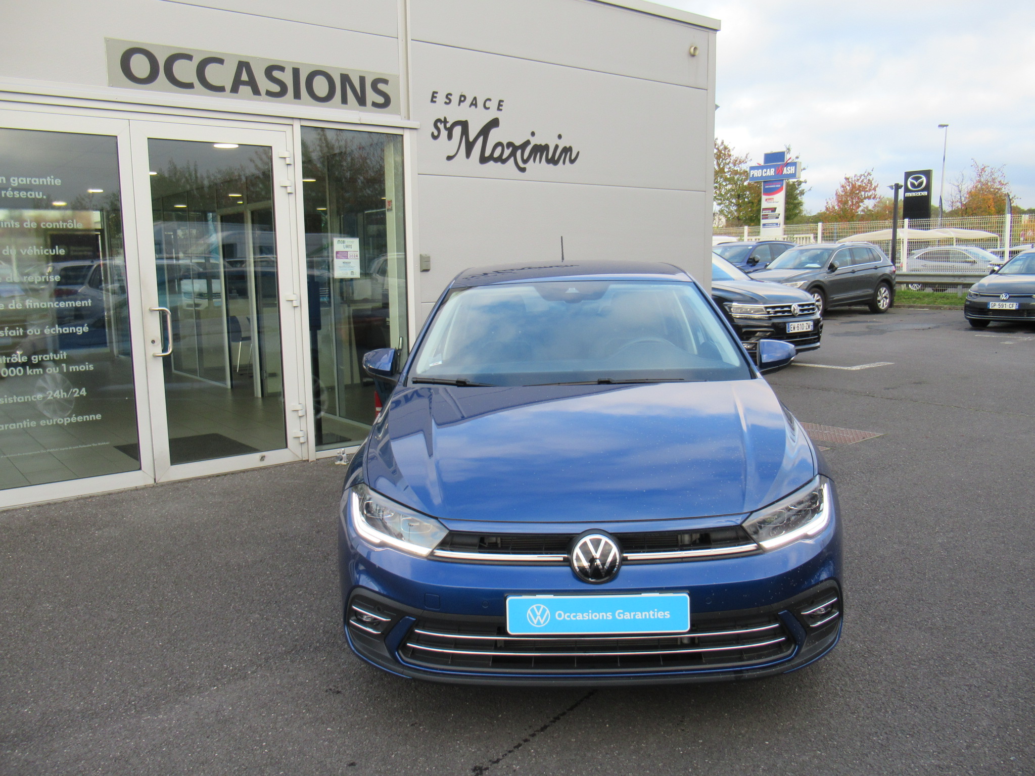 VOLKSWAGEN POLO