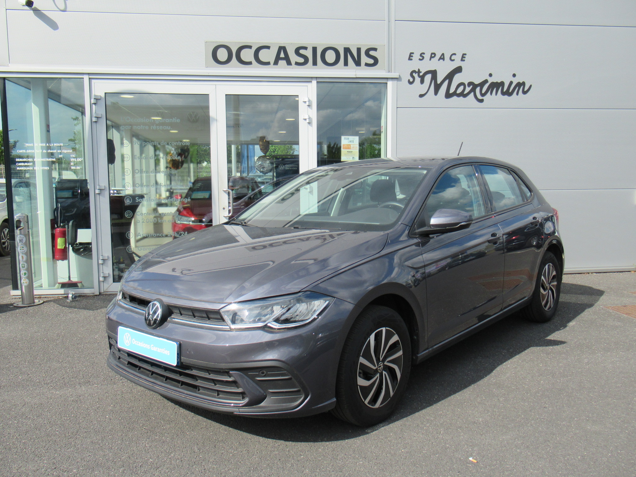 VOLKSWAGEN POLO