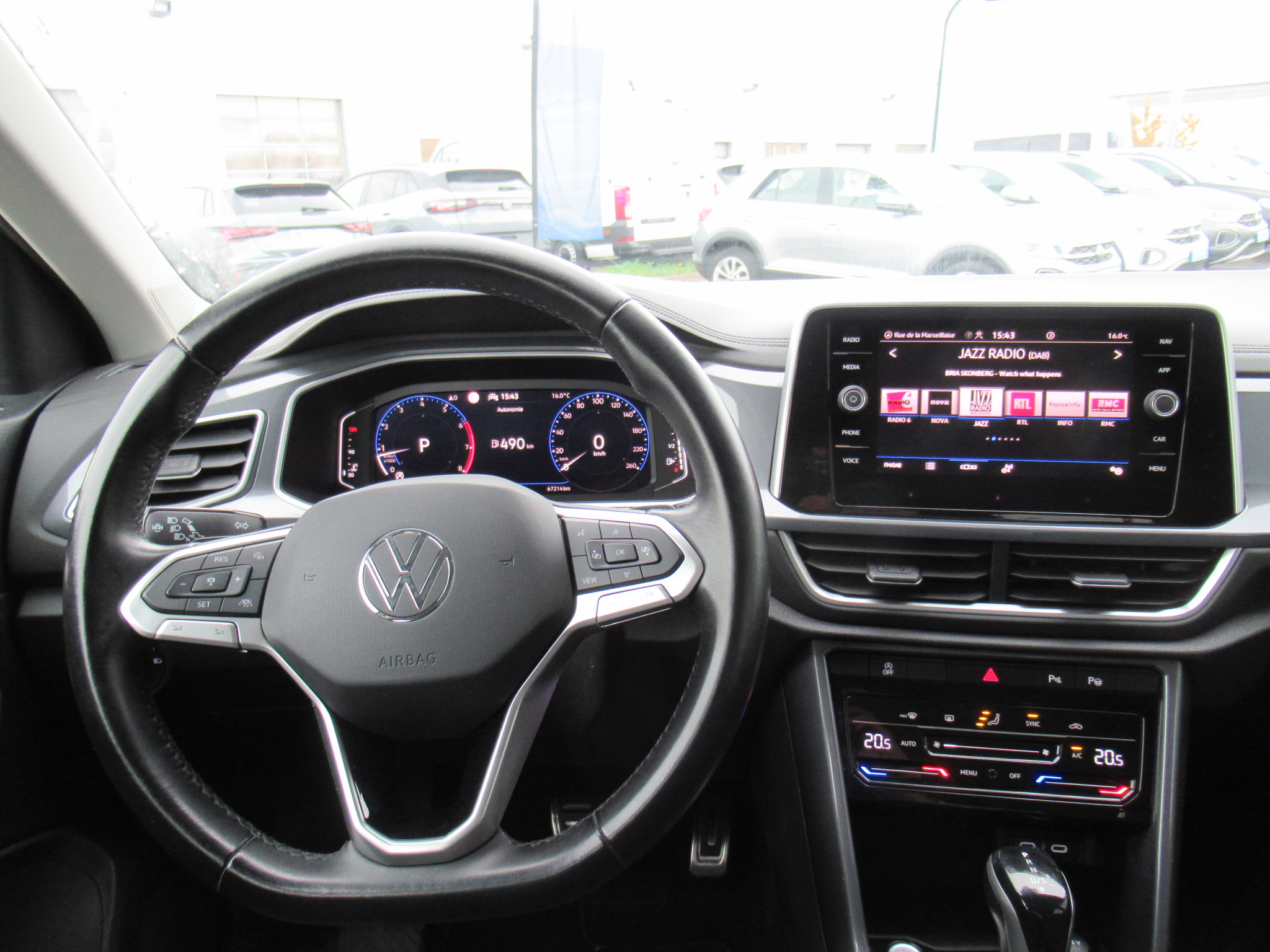 VOLKSWAGEN T-ROC