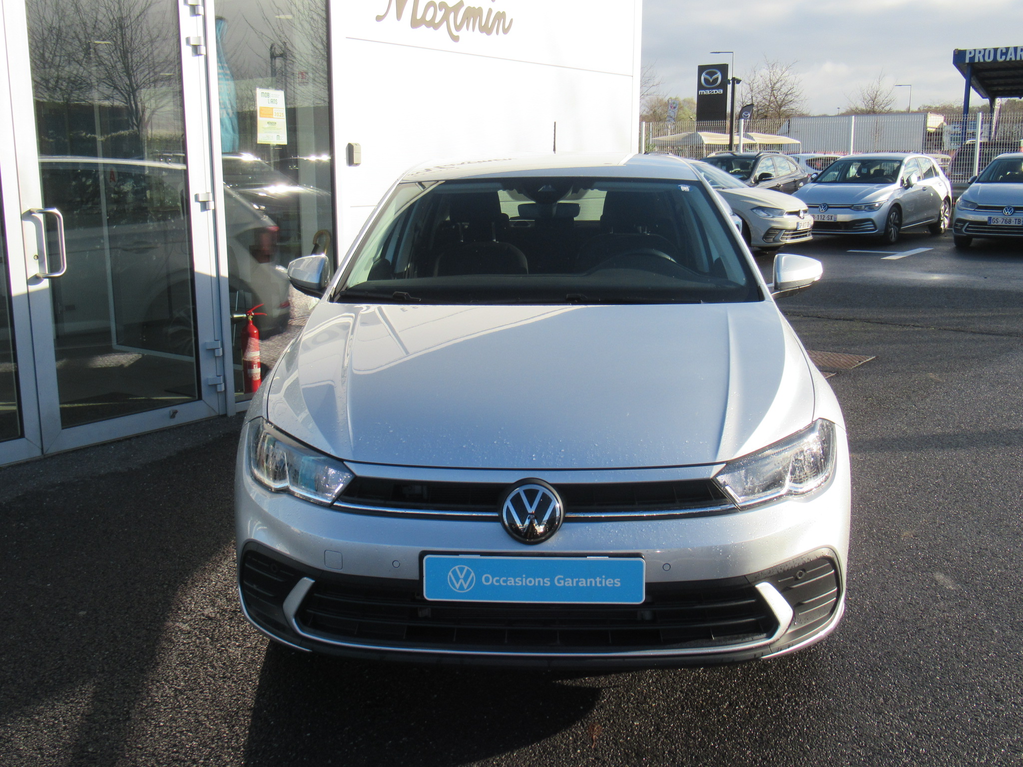 VOLKSWAGEN POLO