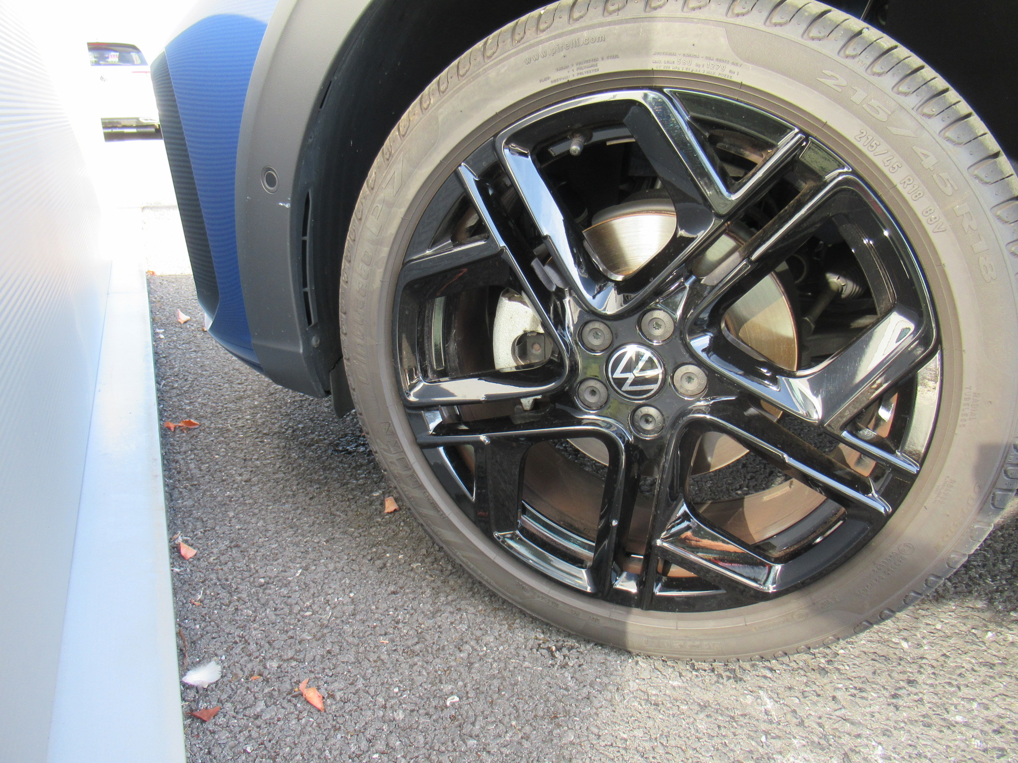VOLKSWAGEN TAIGO
