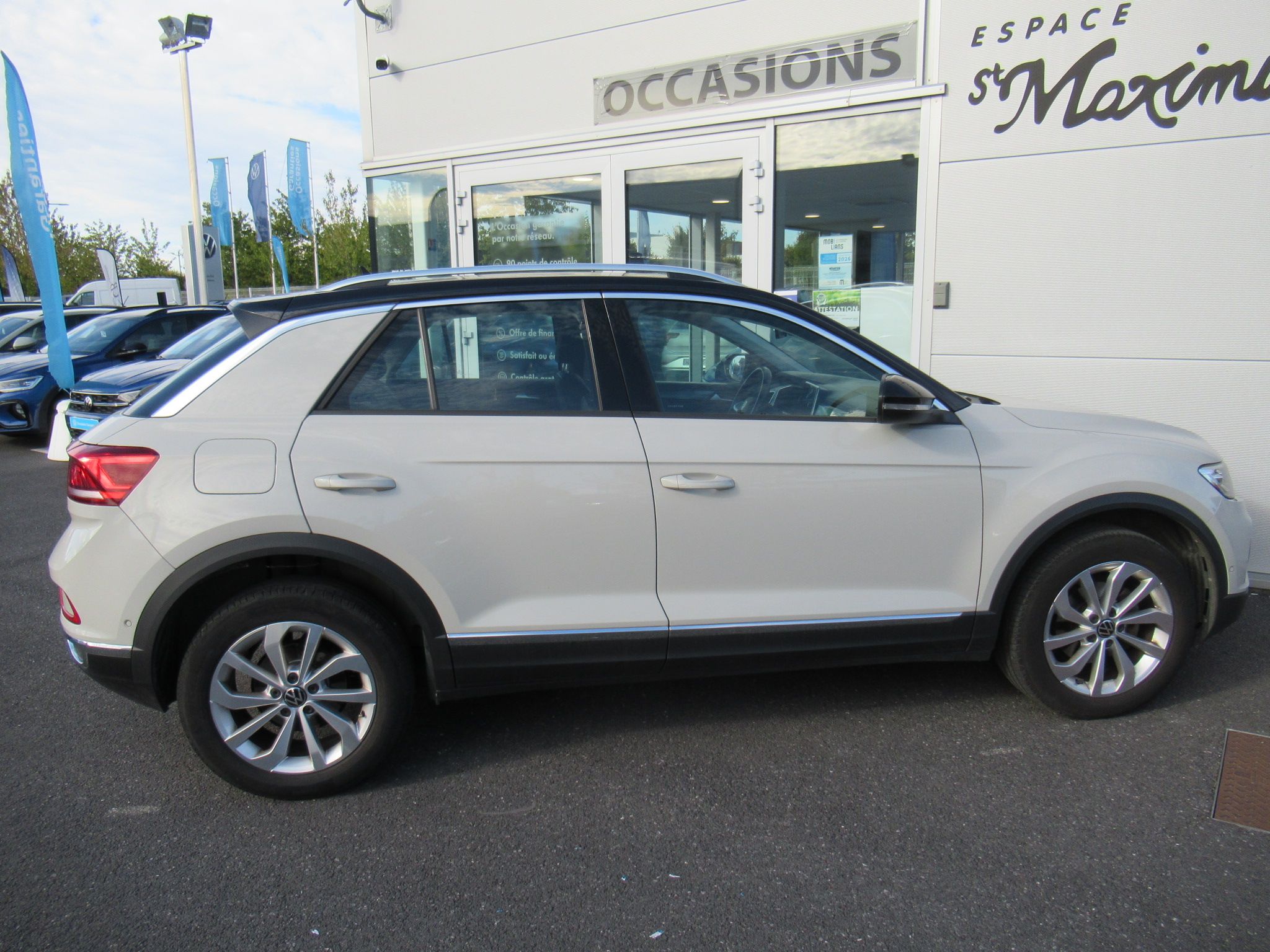 VOLKSWAGEN T-ROC