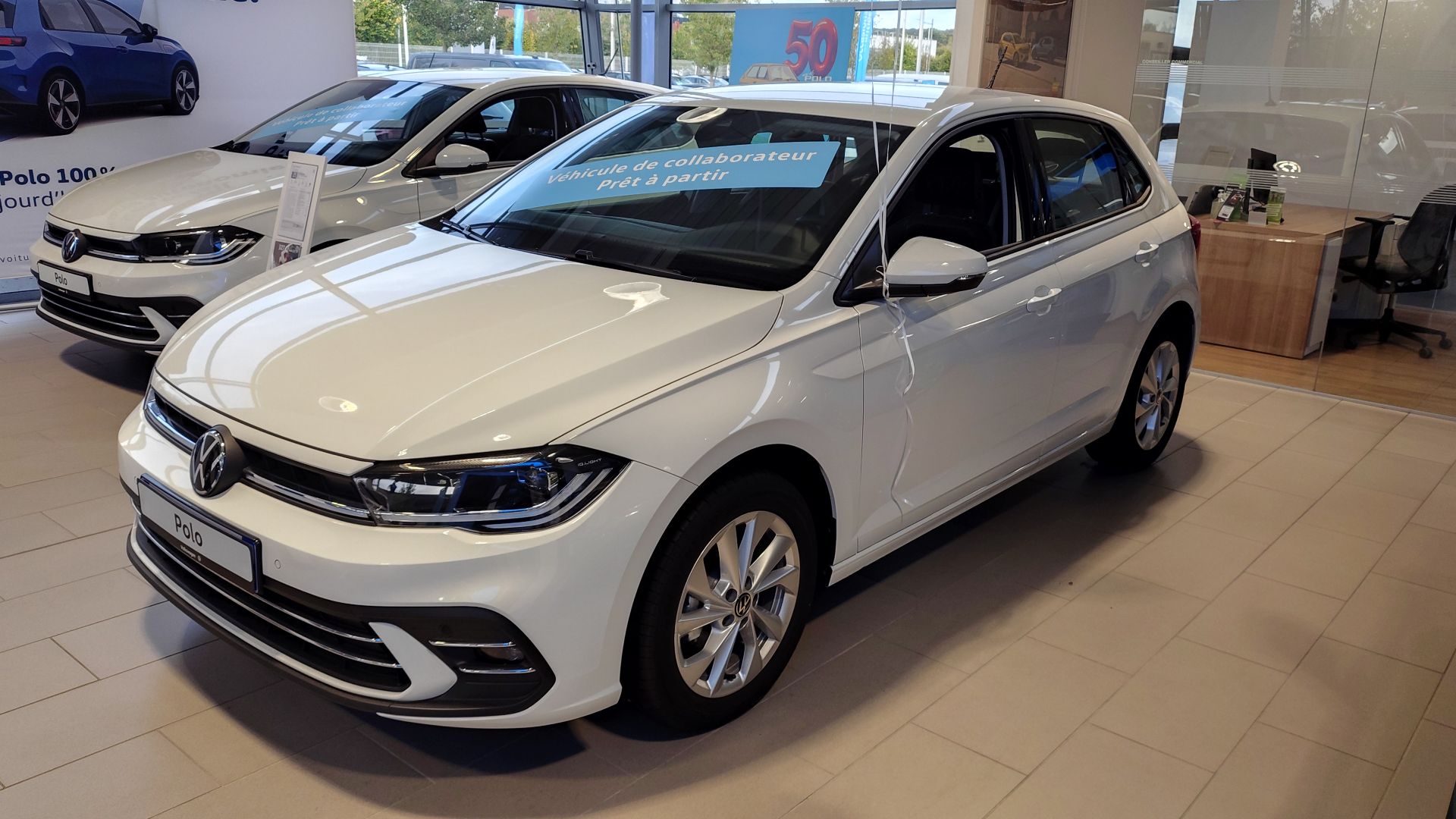 VOLKSWAGEN POLO