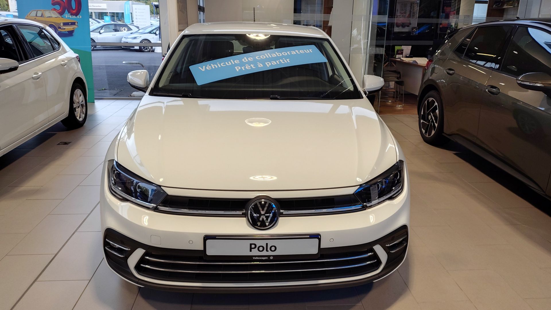 VOLKSWAGEN POLO
