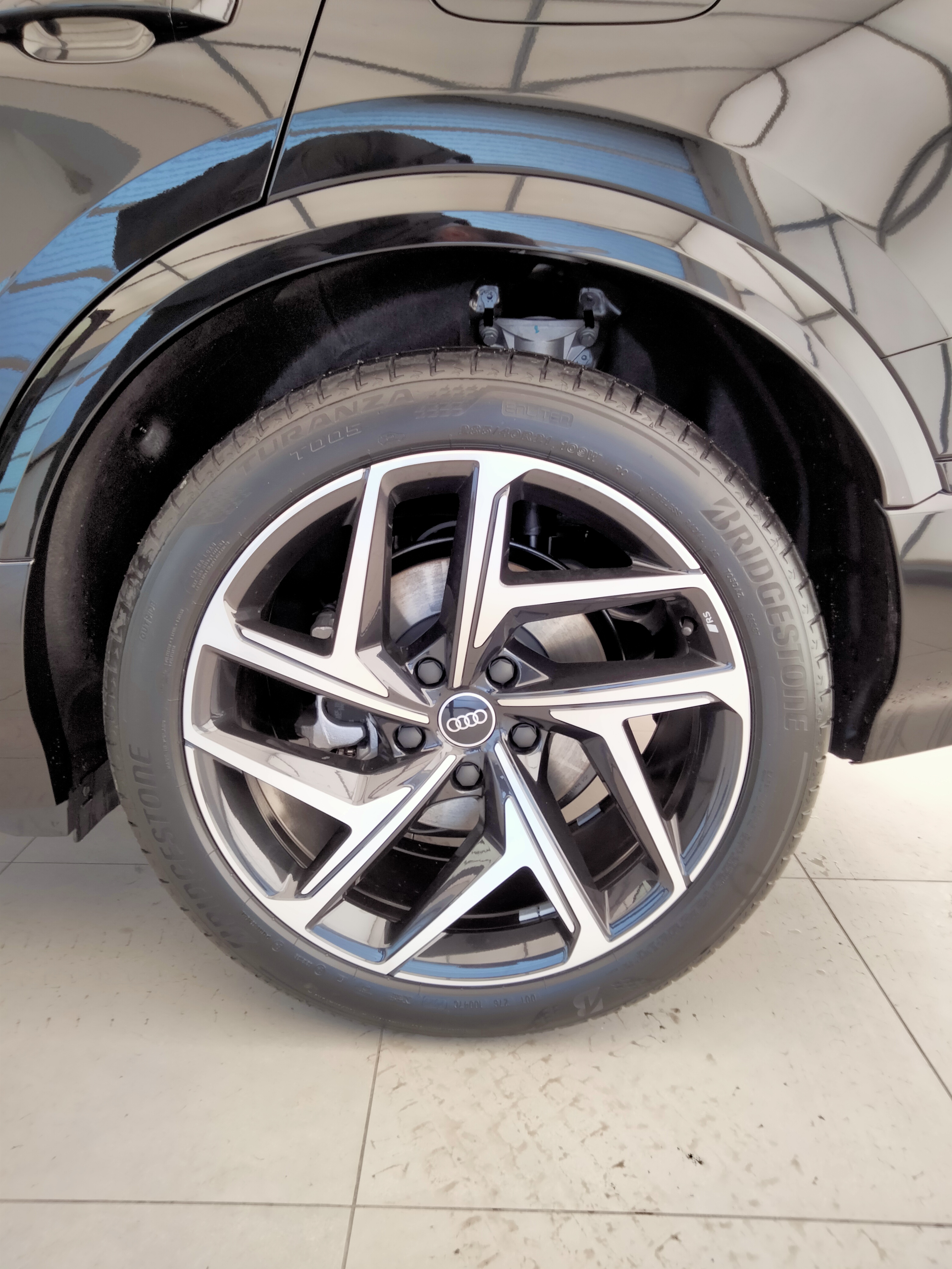 AUDI Q6 E-TRON SPORTBACK