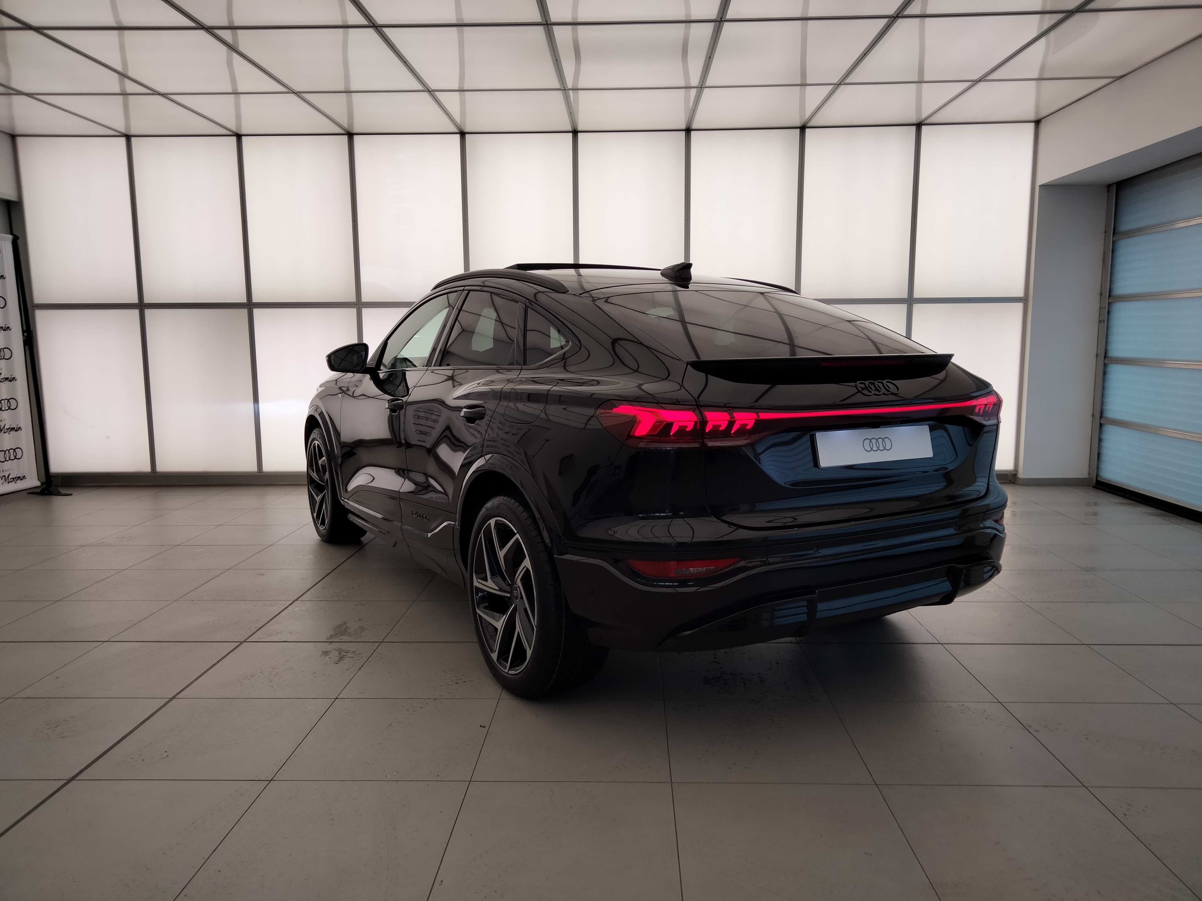 AUDI Q6 E-TRON SPORTBACK