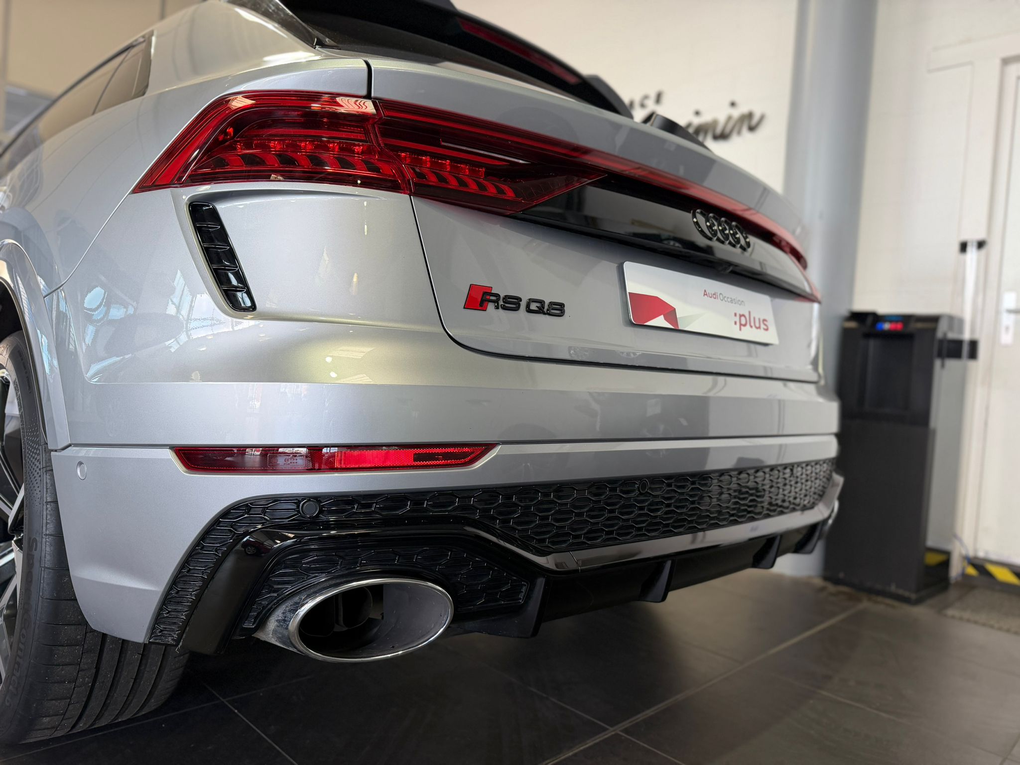 AUDI RS Q8