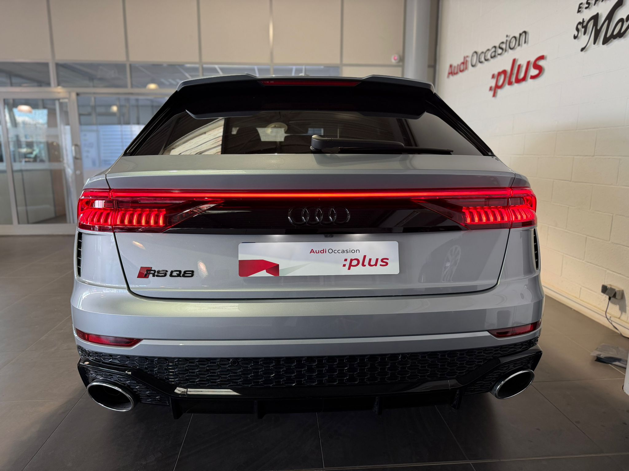 AUDI RS Q8