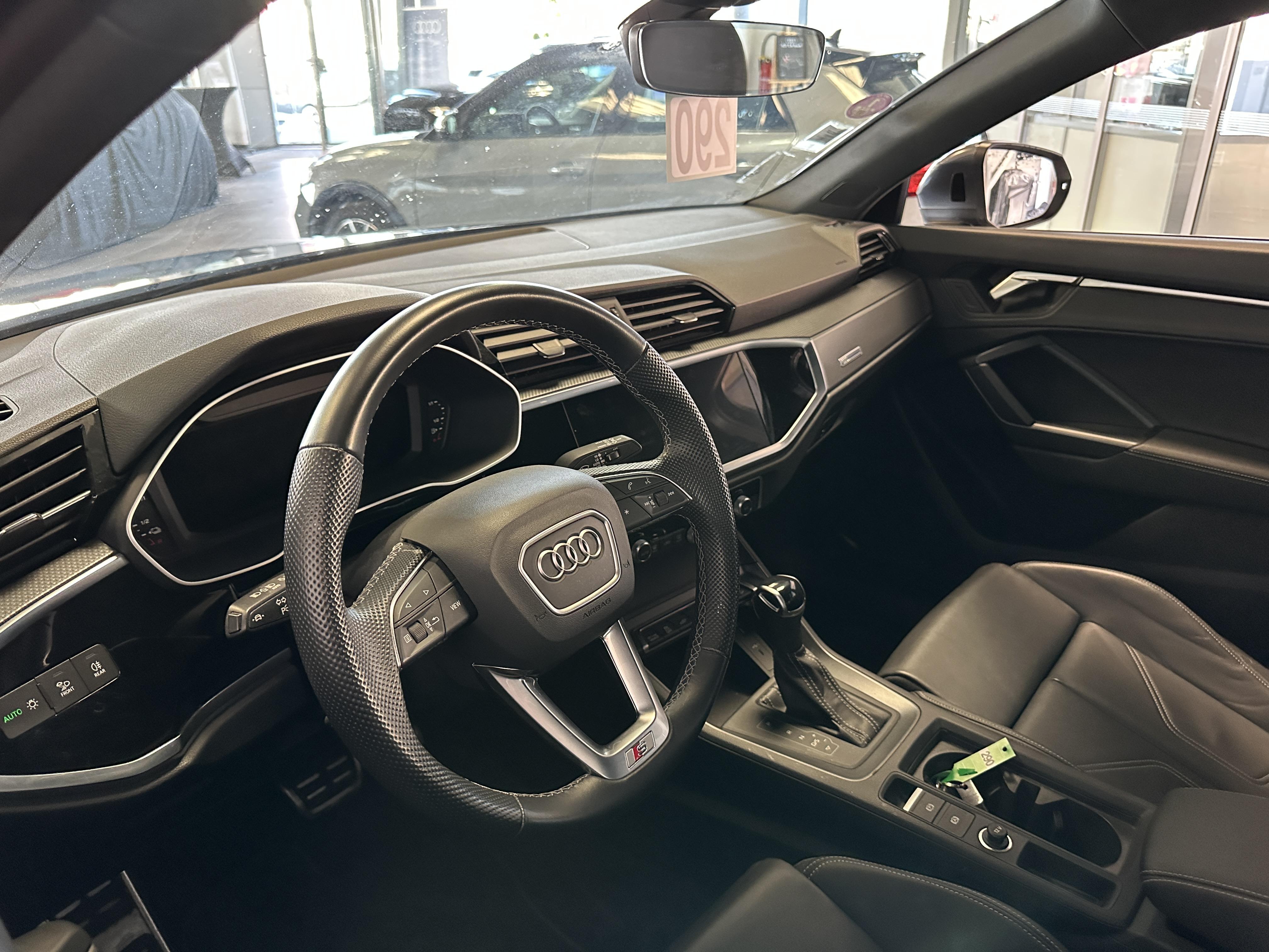 AUDI Q3 SPORTBACK