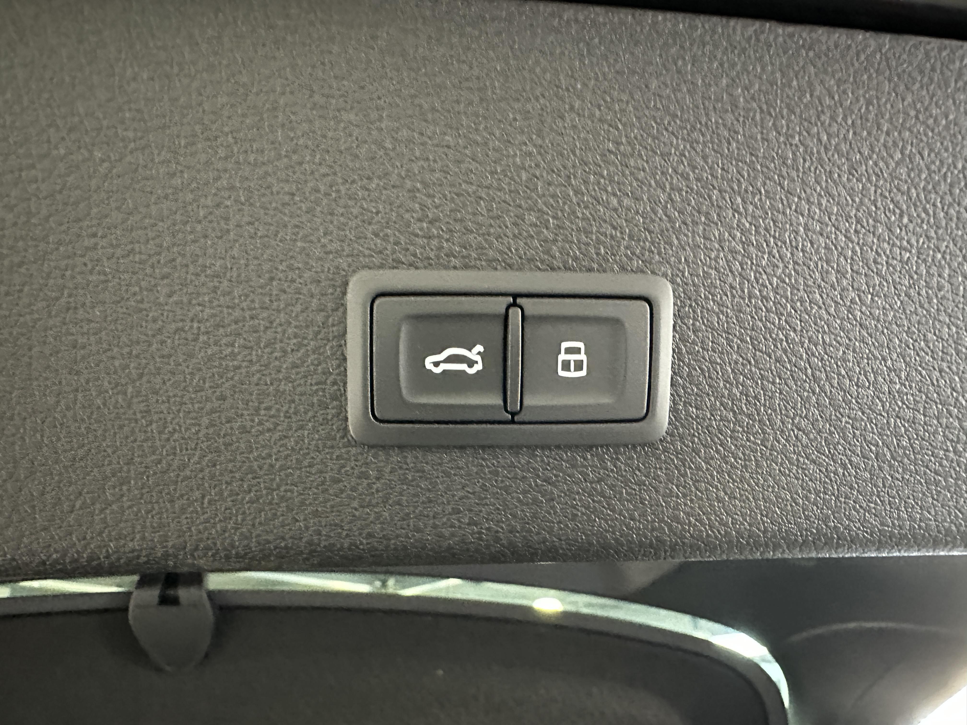 AUDI E-TRON SPORTBACK
