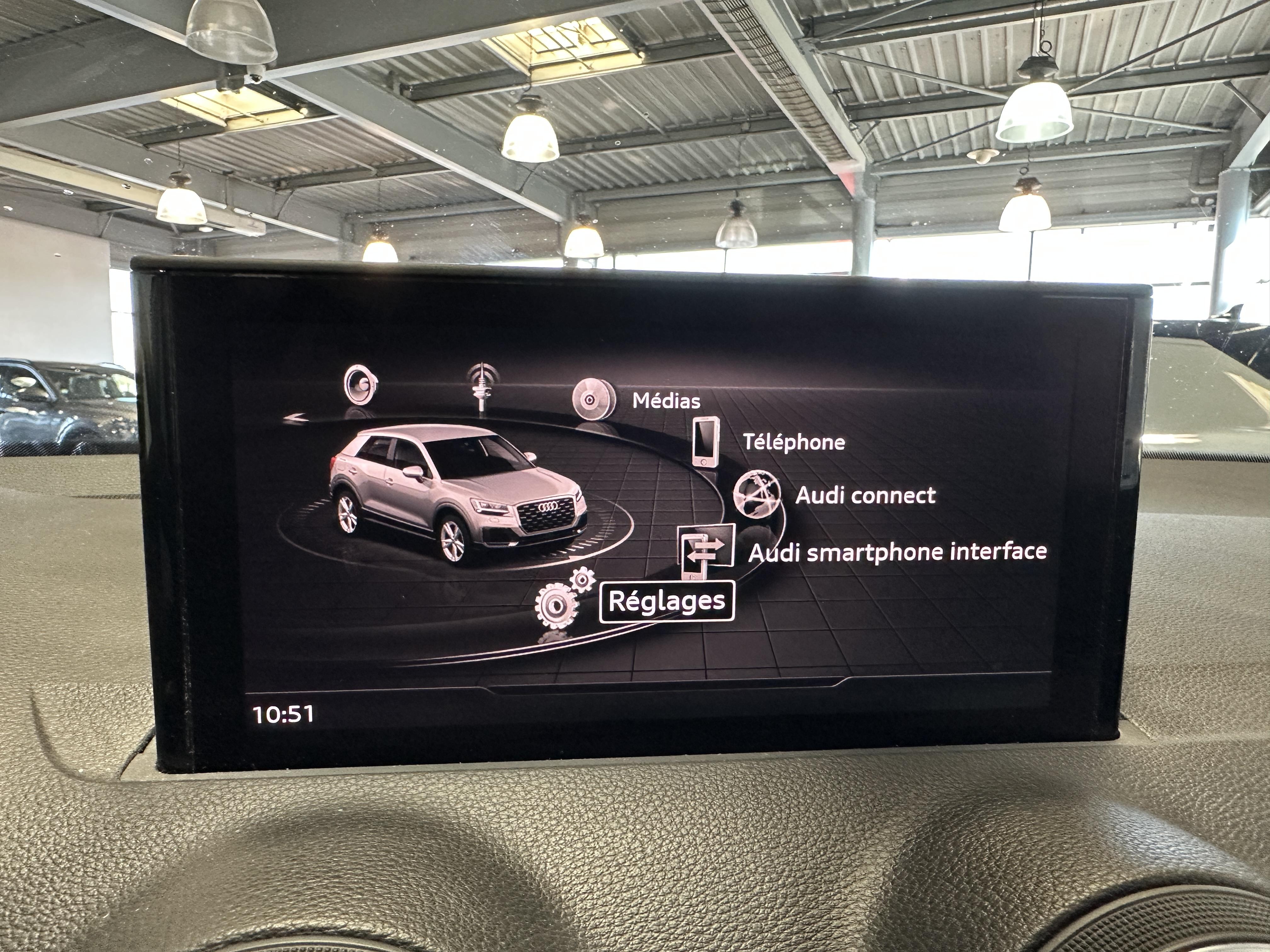 AUDI Q2
