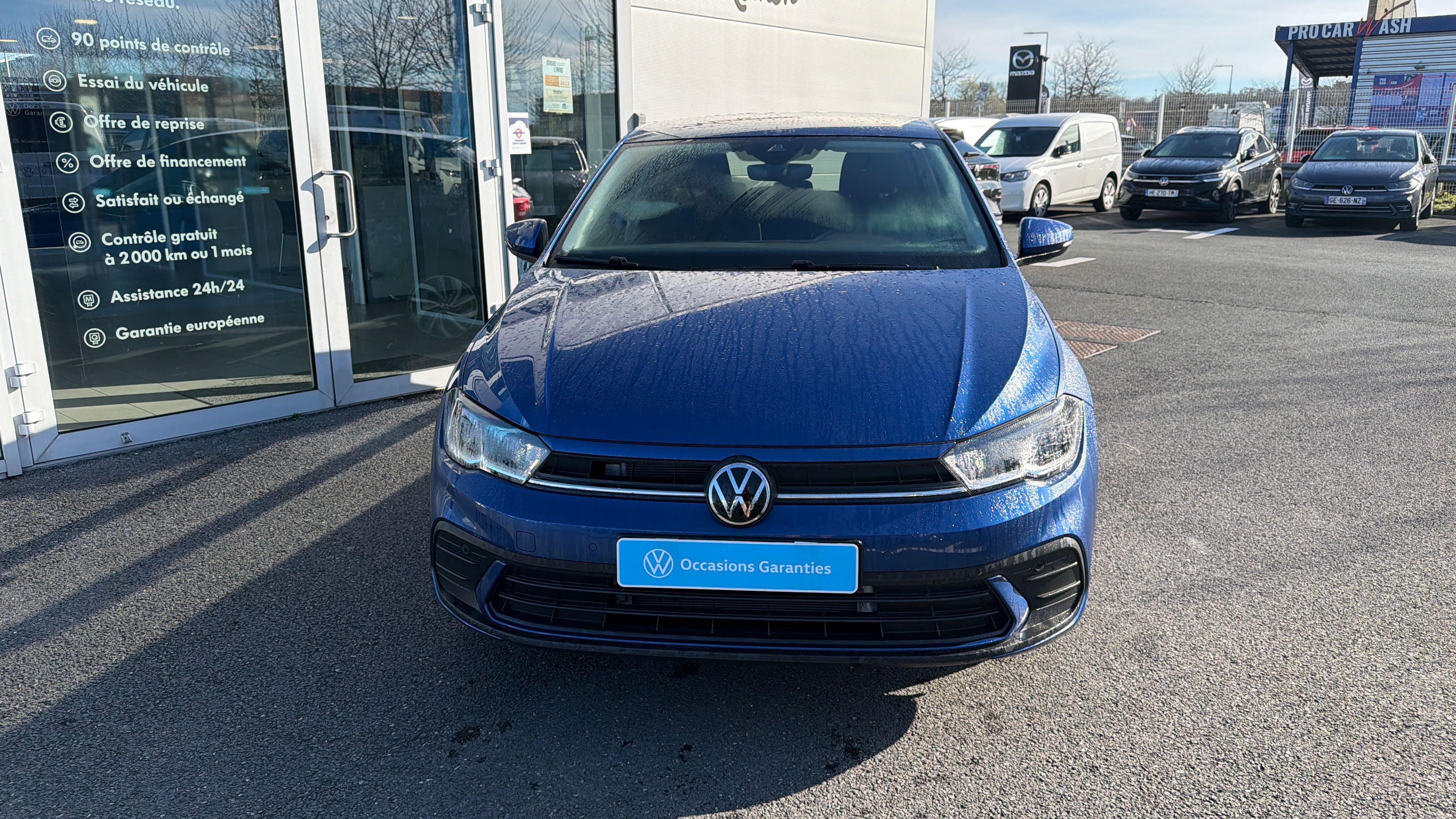 VOLKSWAGEN POLO