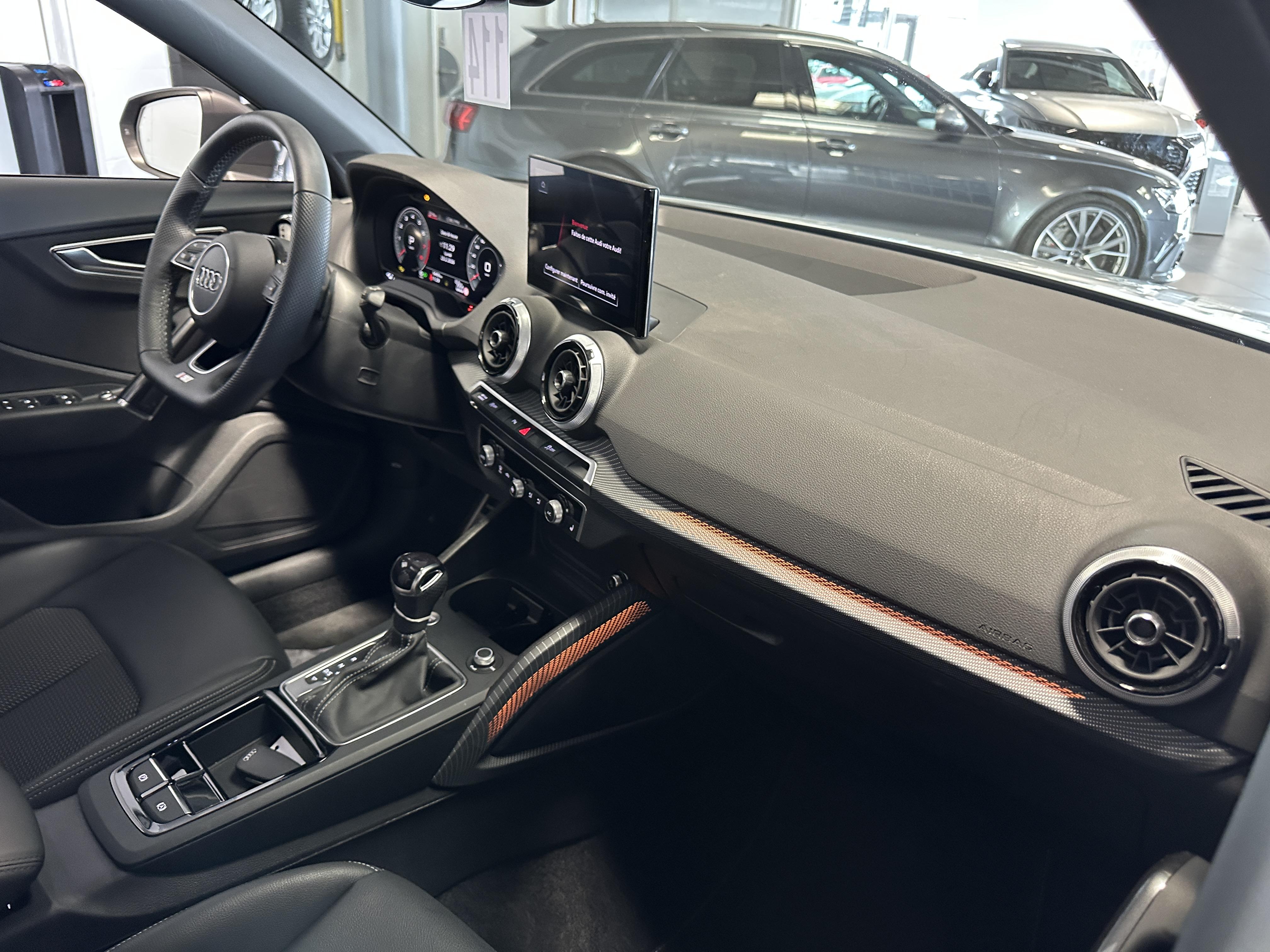 AUDI Q2