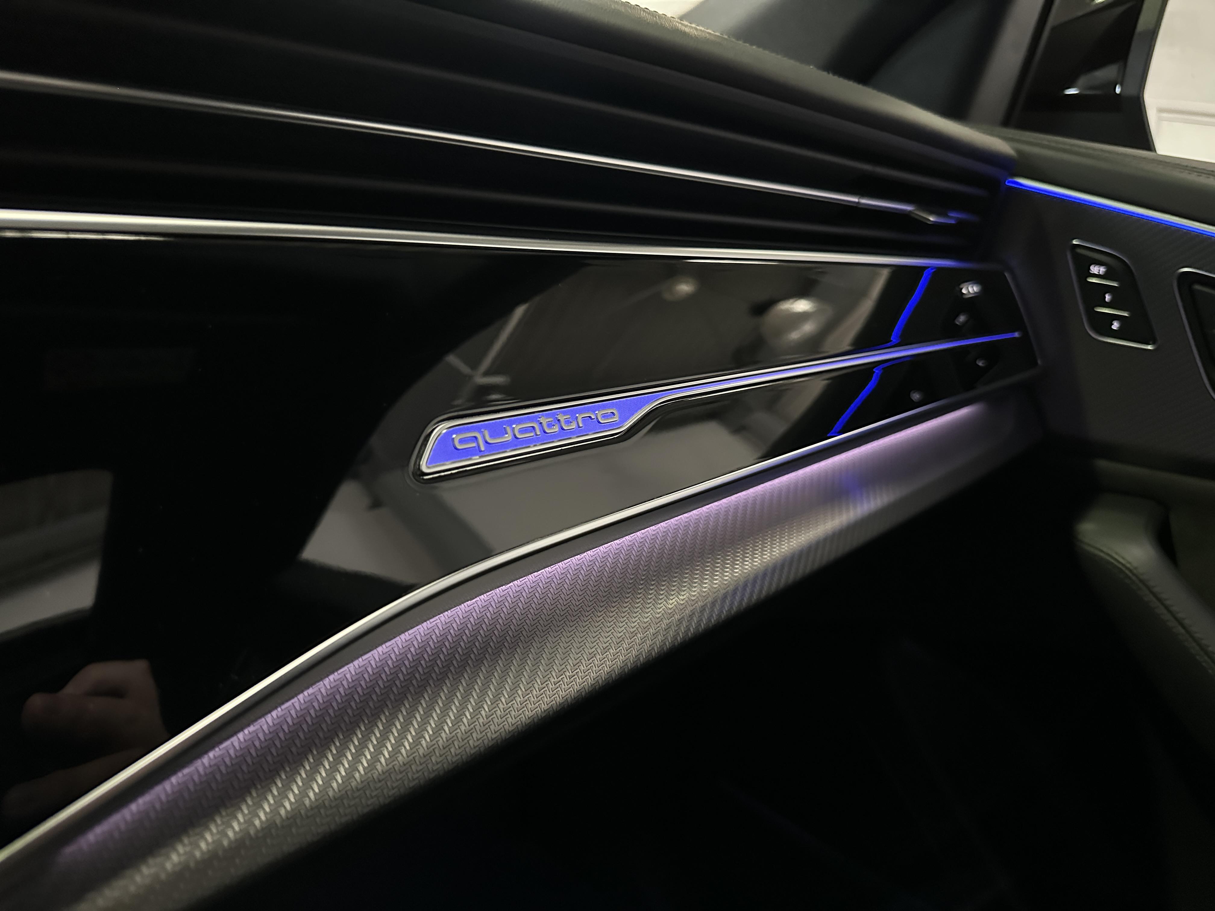 AUDI RS Q8