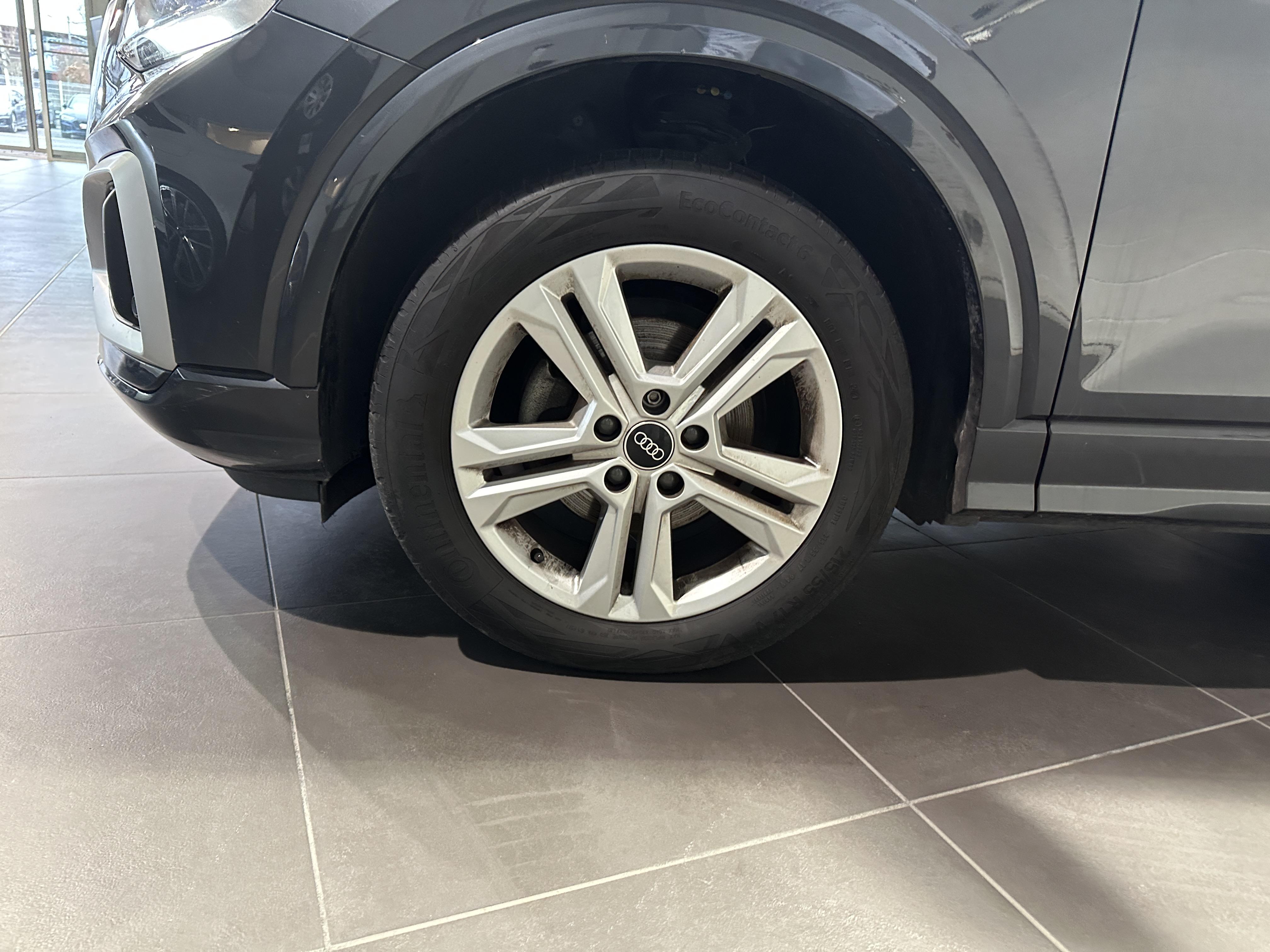 AUDI Q2