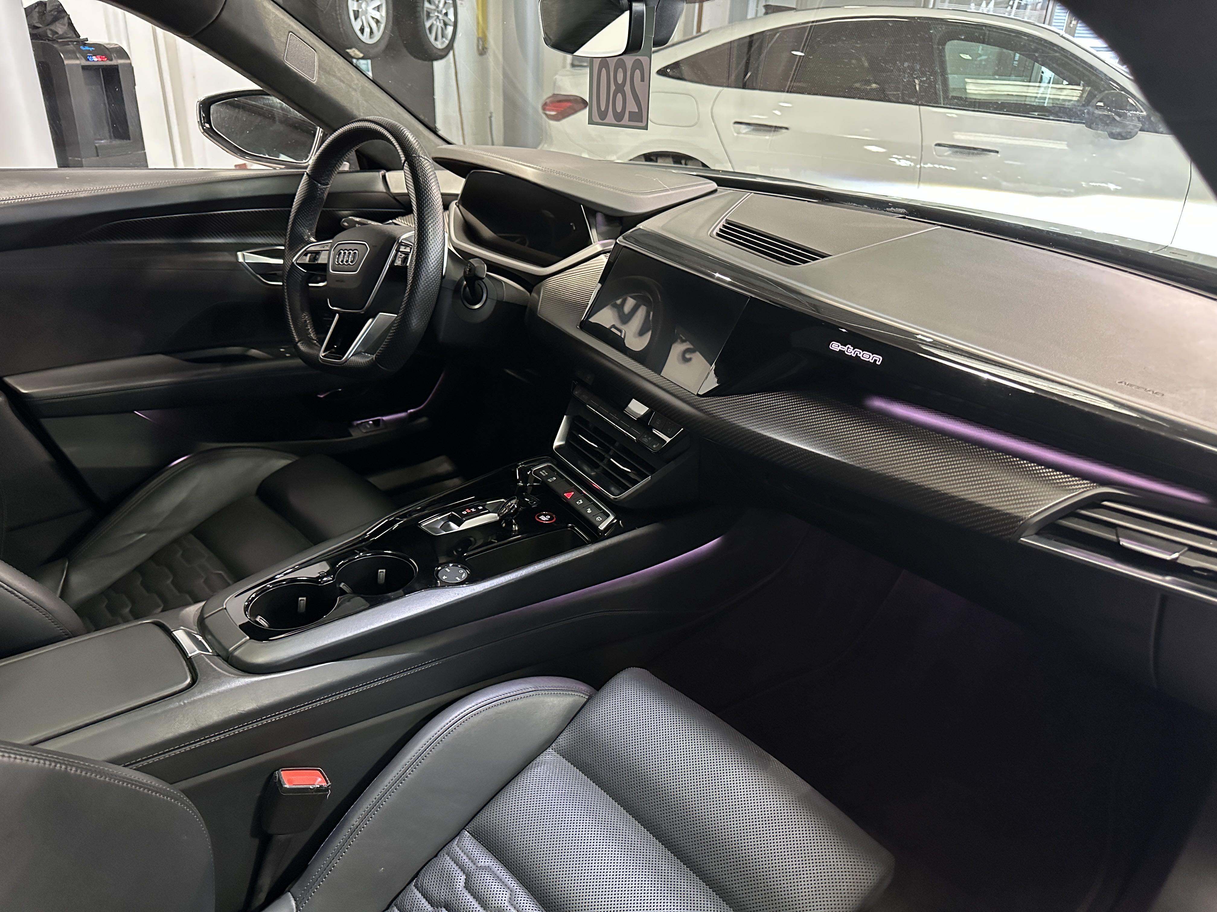 AUDI E-TRON GT