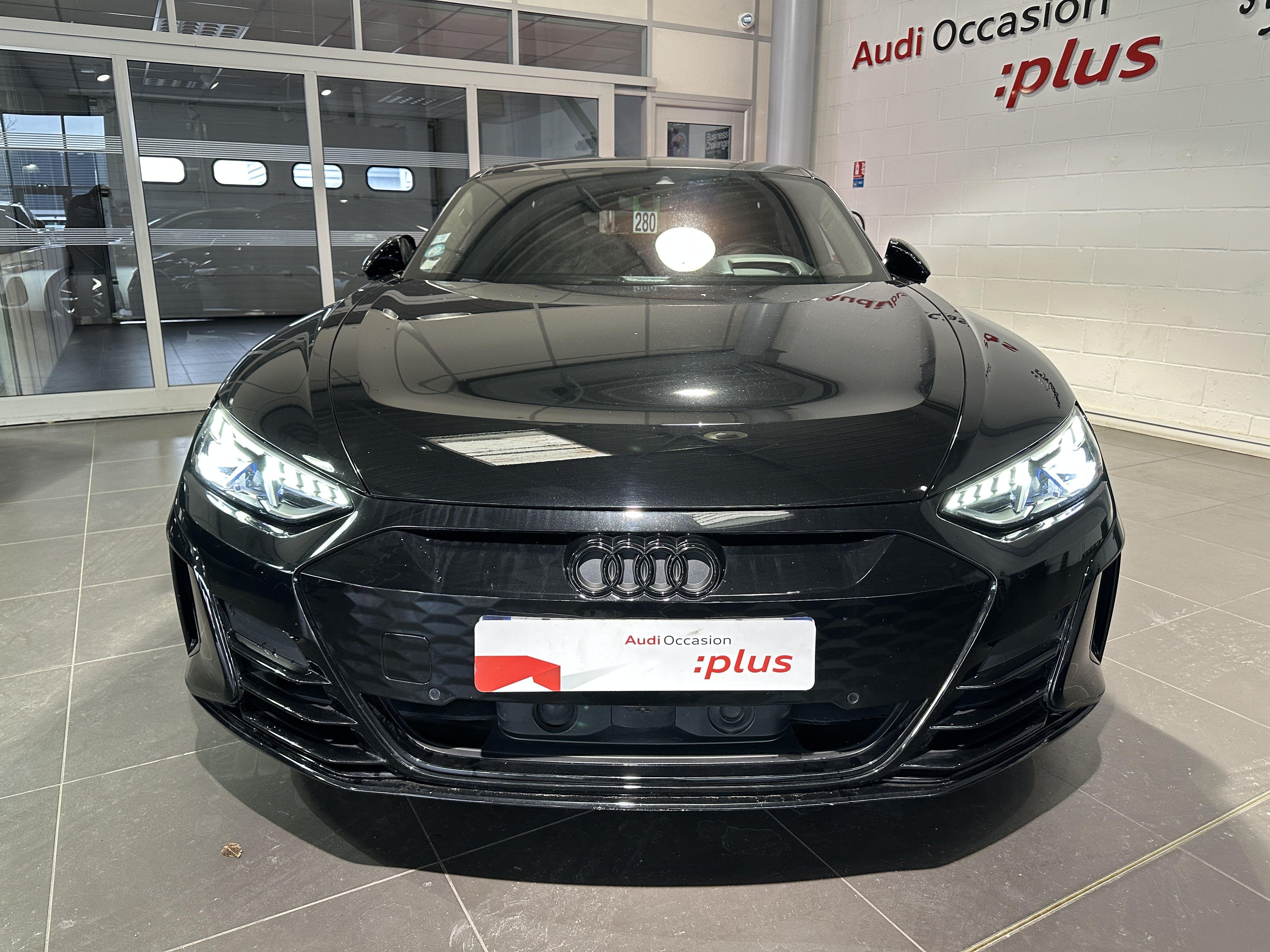 AUDI E-TRON GT