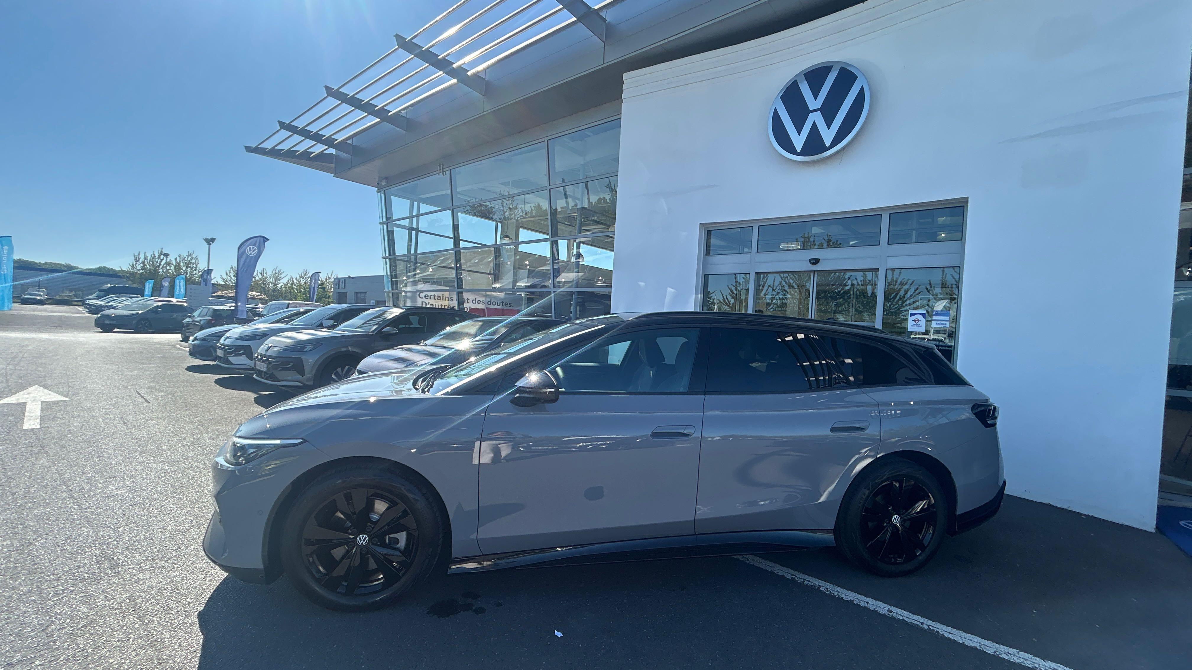 VOLKSWAGEN ID.7 TOURER