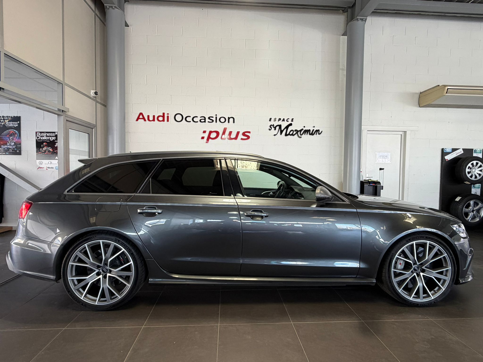 AUDI RS6 AVANT