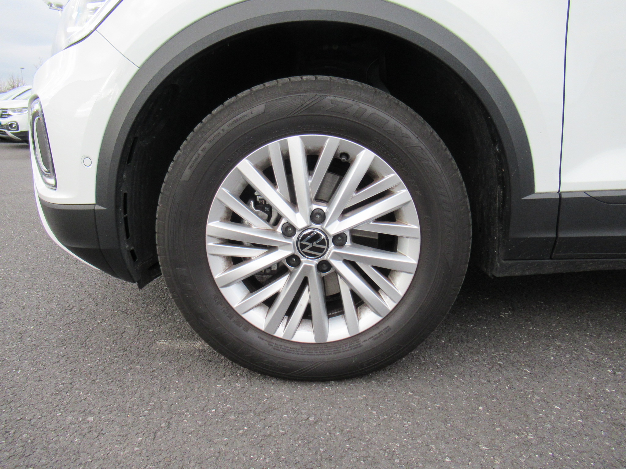 VOLKSWAGEN T-ROC
