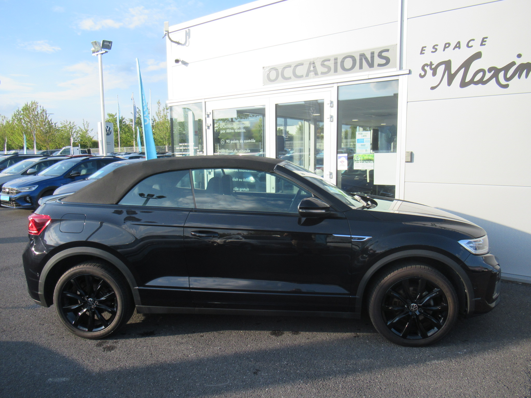 VOLKSWAGEN T-ROC CABRIOLET