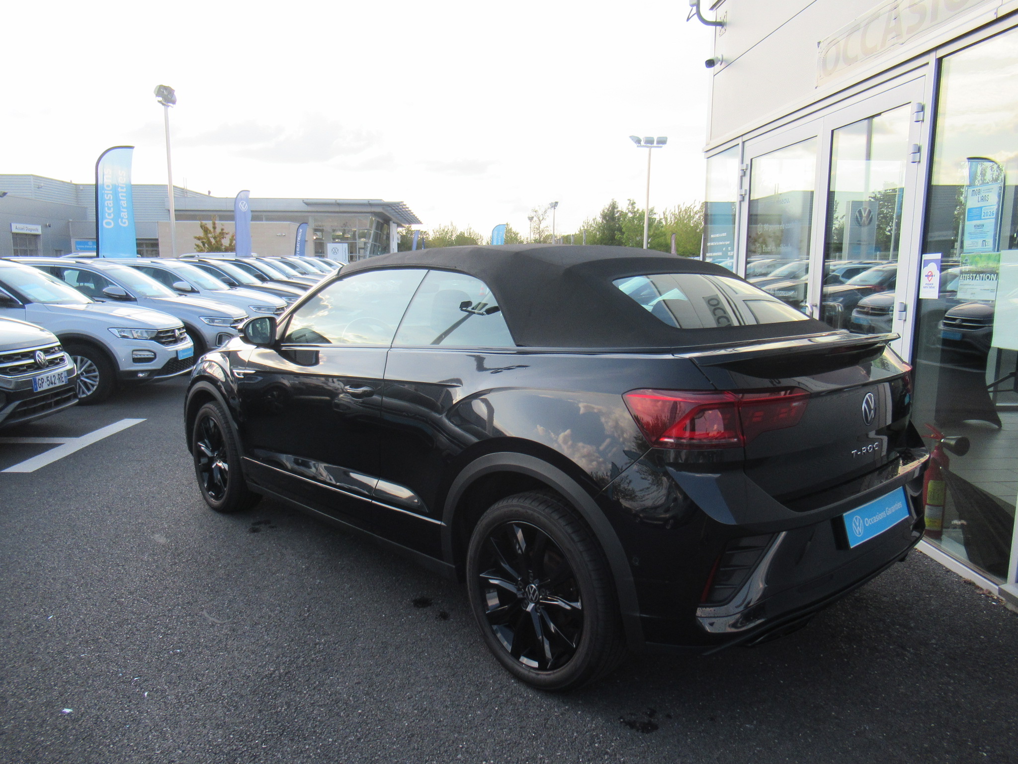 VOLKSWAGEN T-ROC CABRIOLET