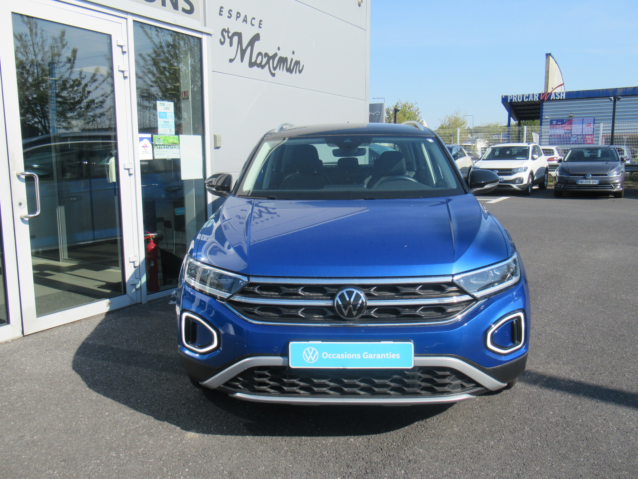 VOLKSWAGEN T-ROC