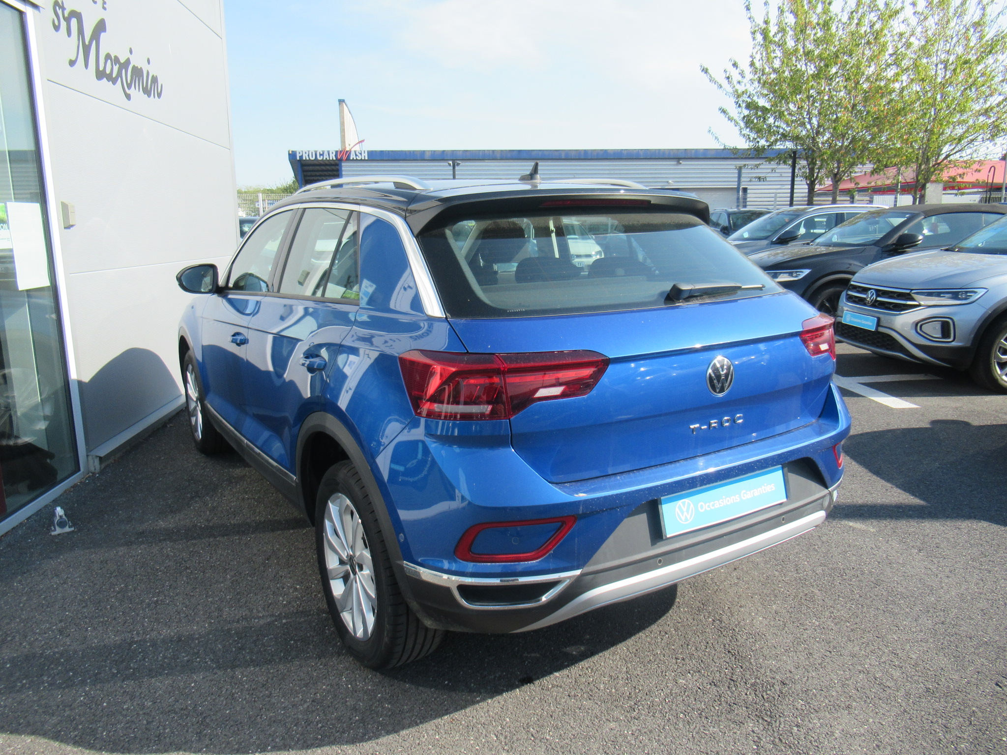 VOLKSWAGEN T-ROC