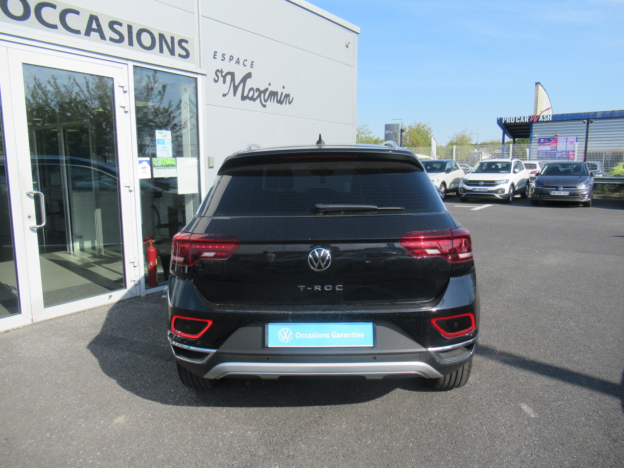VOLKSWAGEN T-ROC
