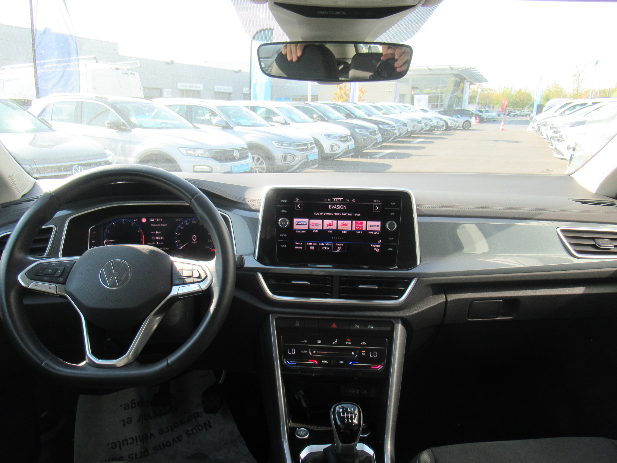 VOLKSWAGEN T-ROC