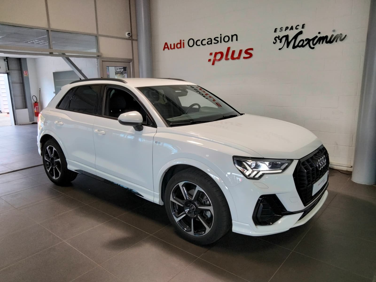 AUDI Q3