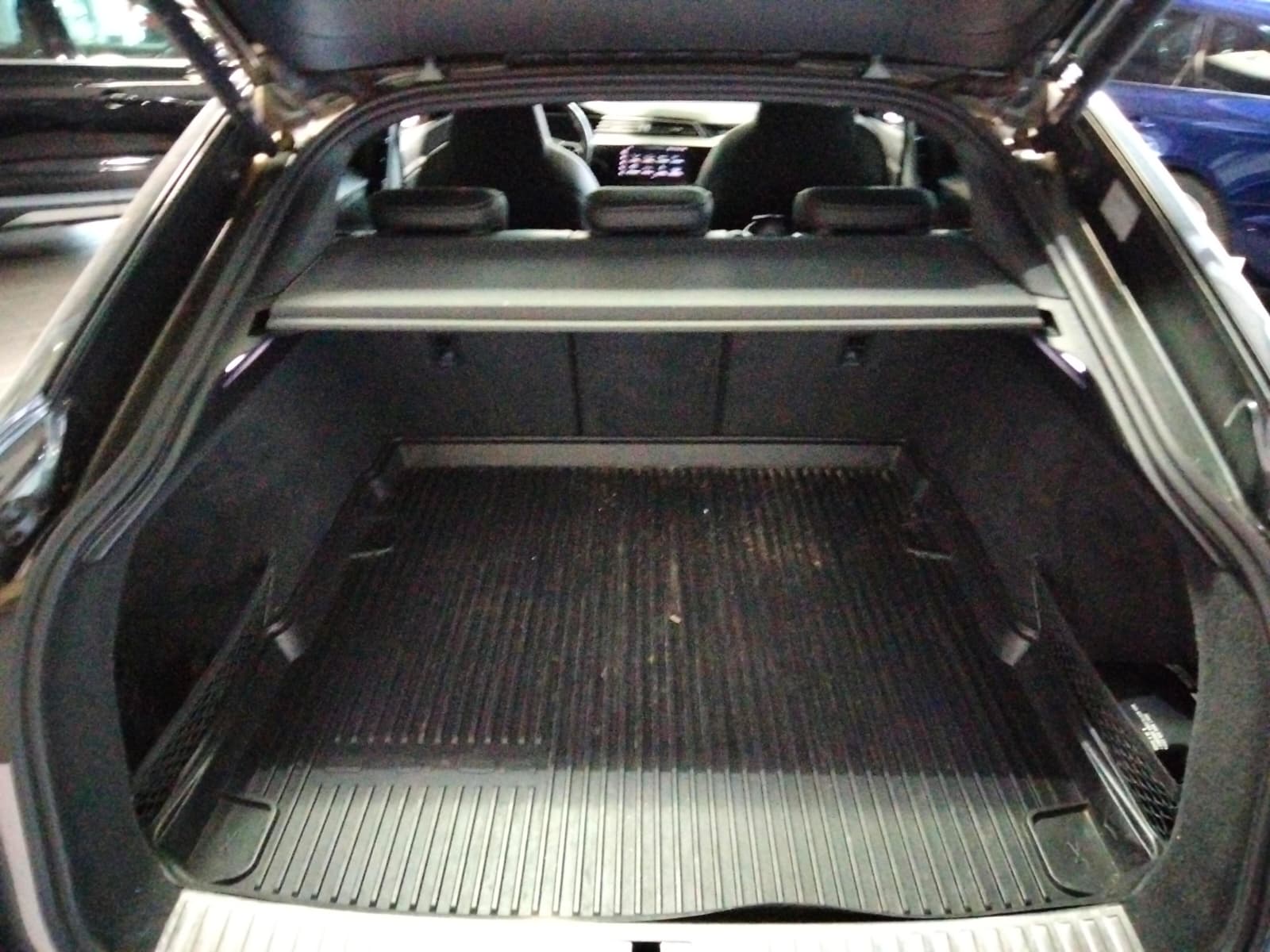 AUDI E-TRON S SPORTBACK