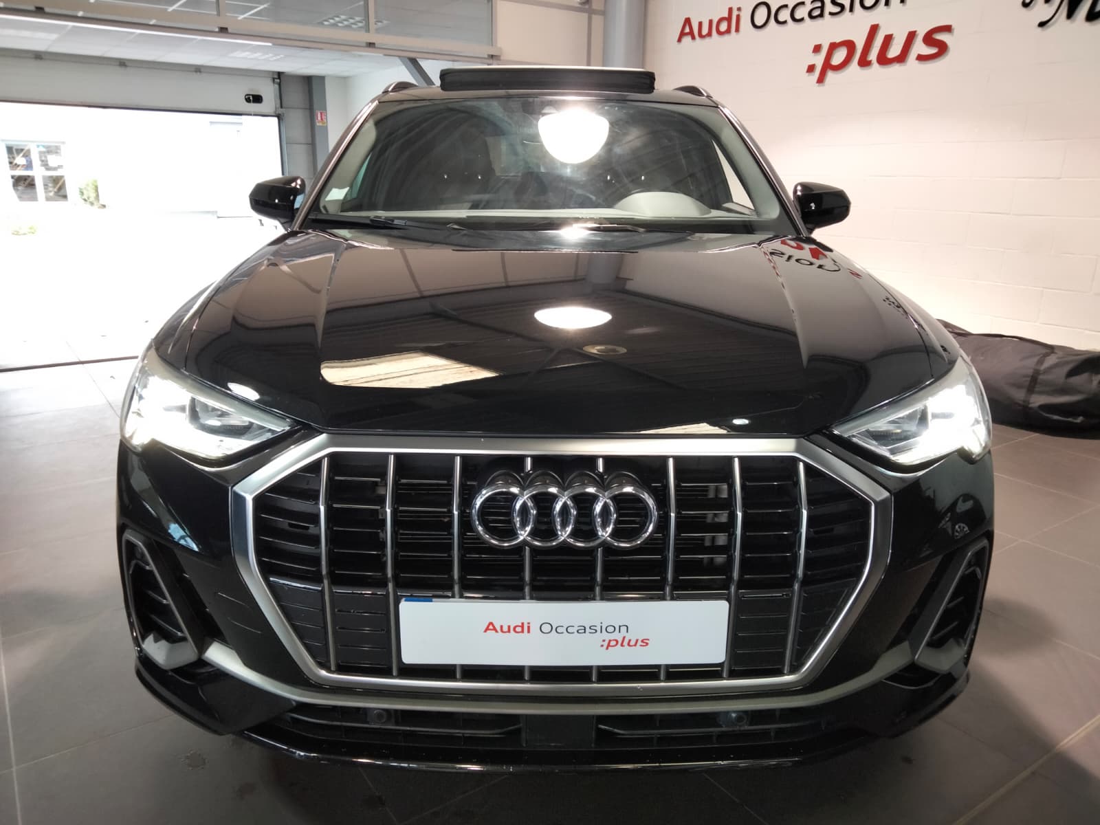 AUDI Q3