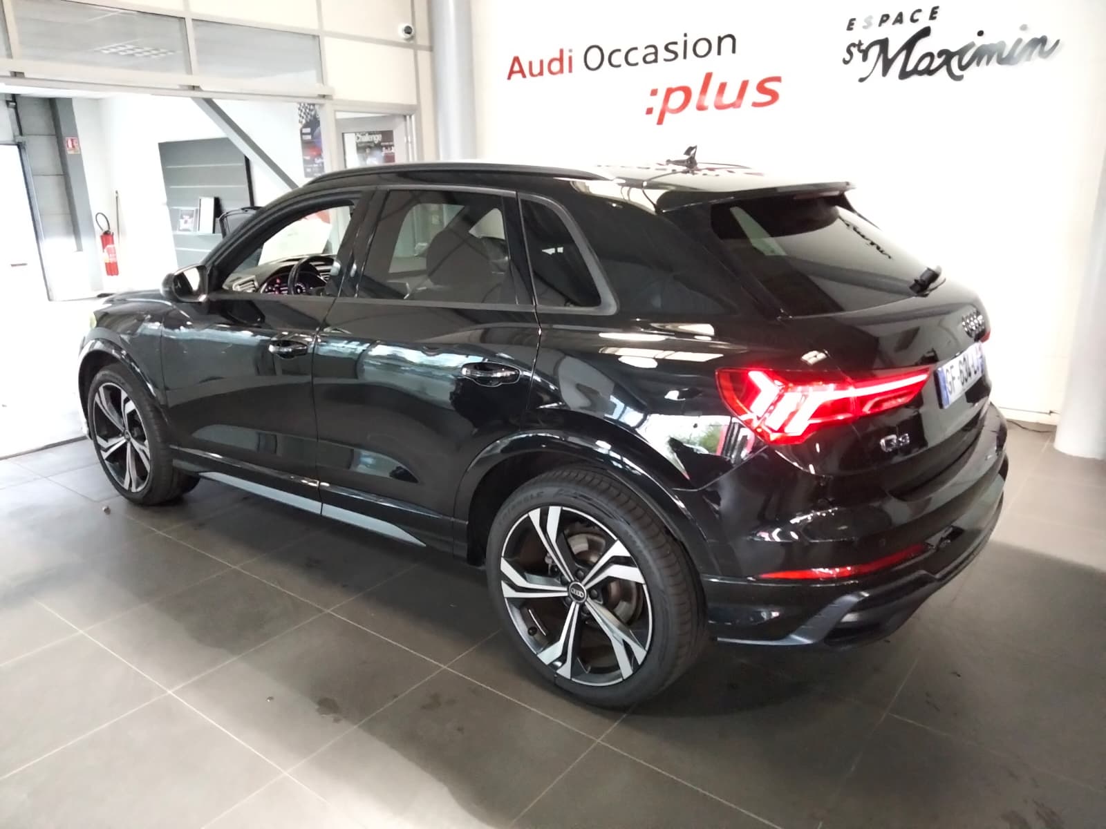 AUDI Q3