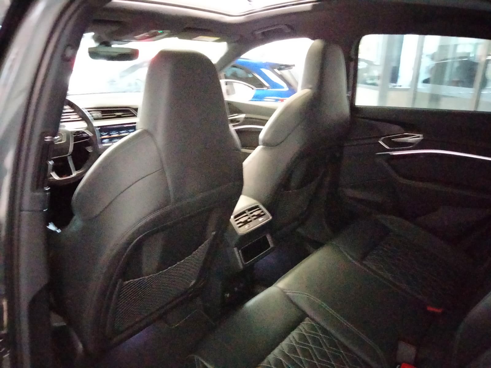 AUDI E-TRON S SPORTBACK