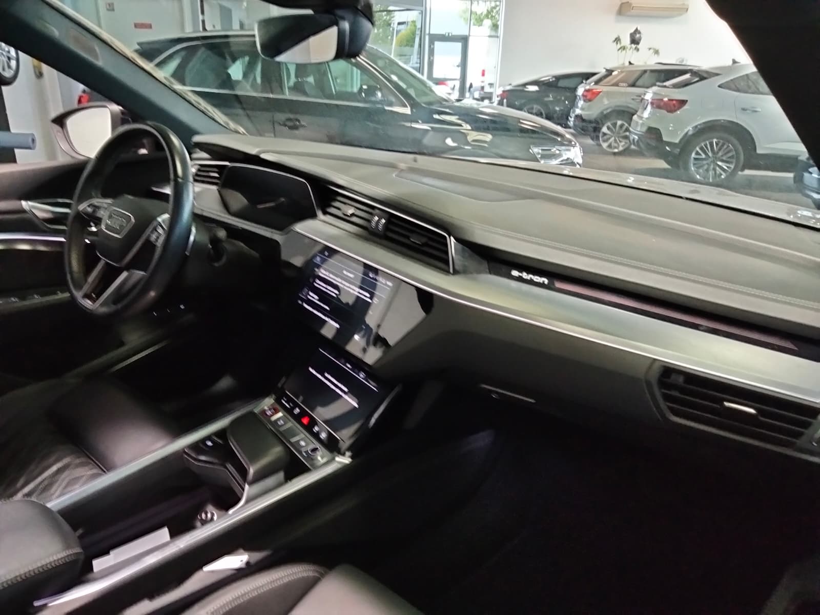 AUDI E-TRON S SPORTBACK