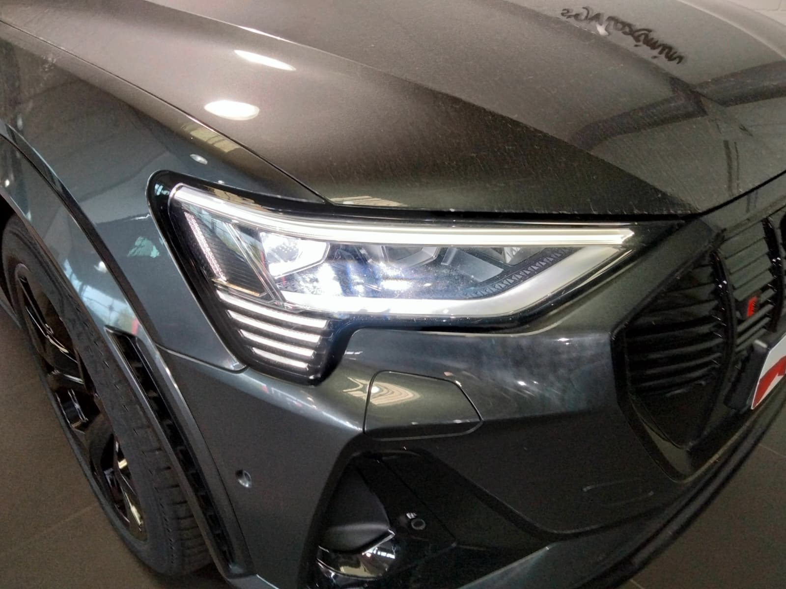AUDI E-TRON S SPORTBACK