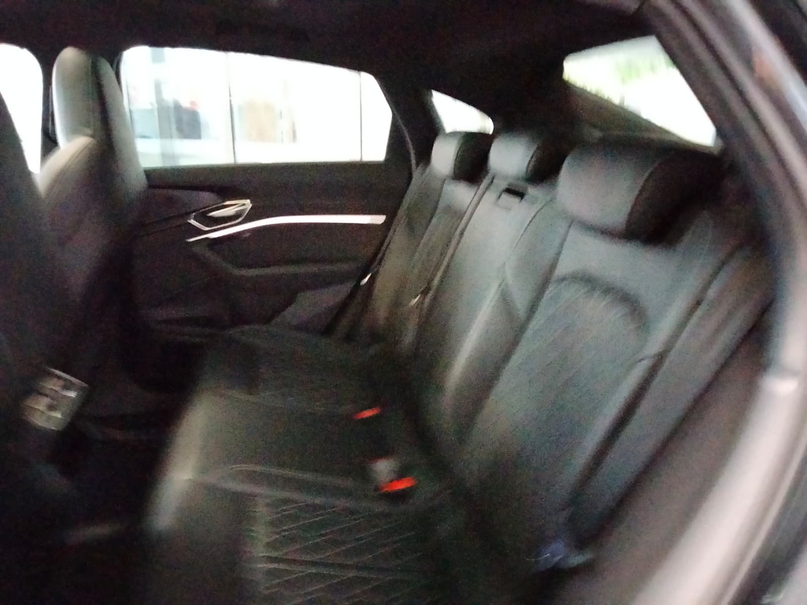 AUDI E-TRON S SPORTBACK