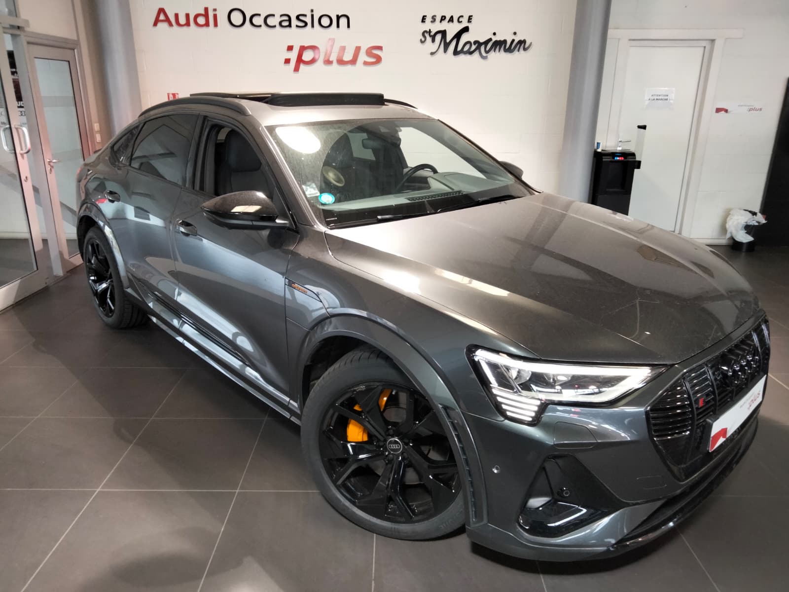AUDI E-TRON S SPORTBACK