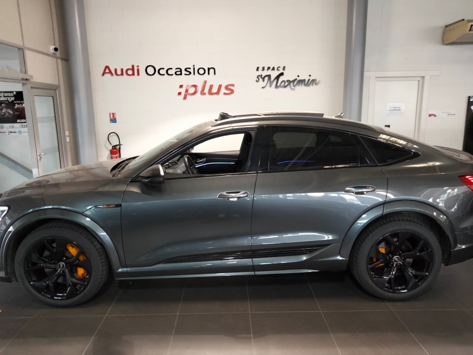 AUDI E-TRON S SPORTBACK