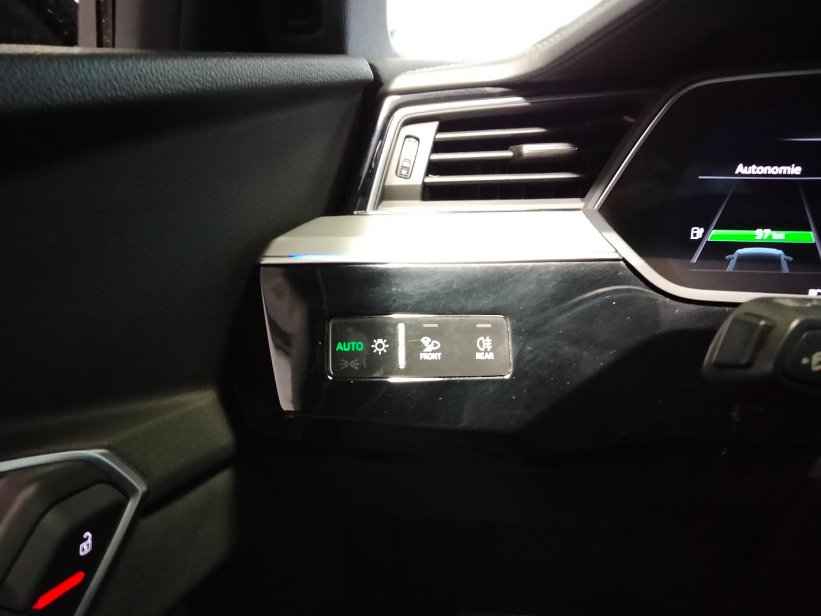 AUDI E-TRON S SPORTBACK