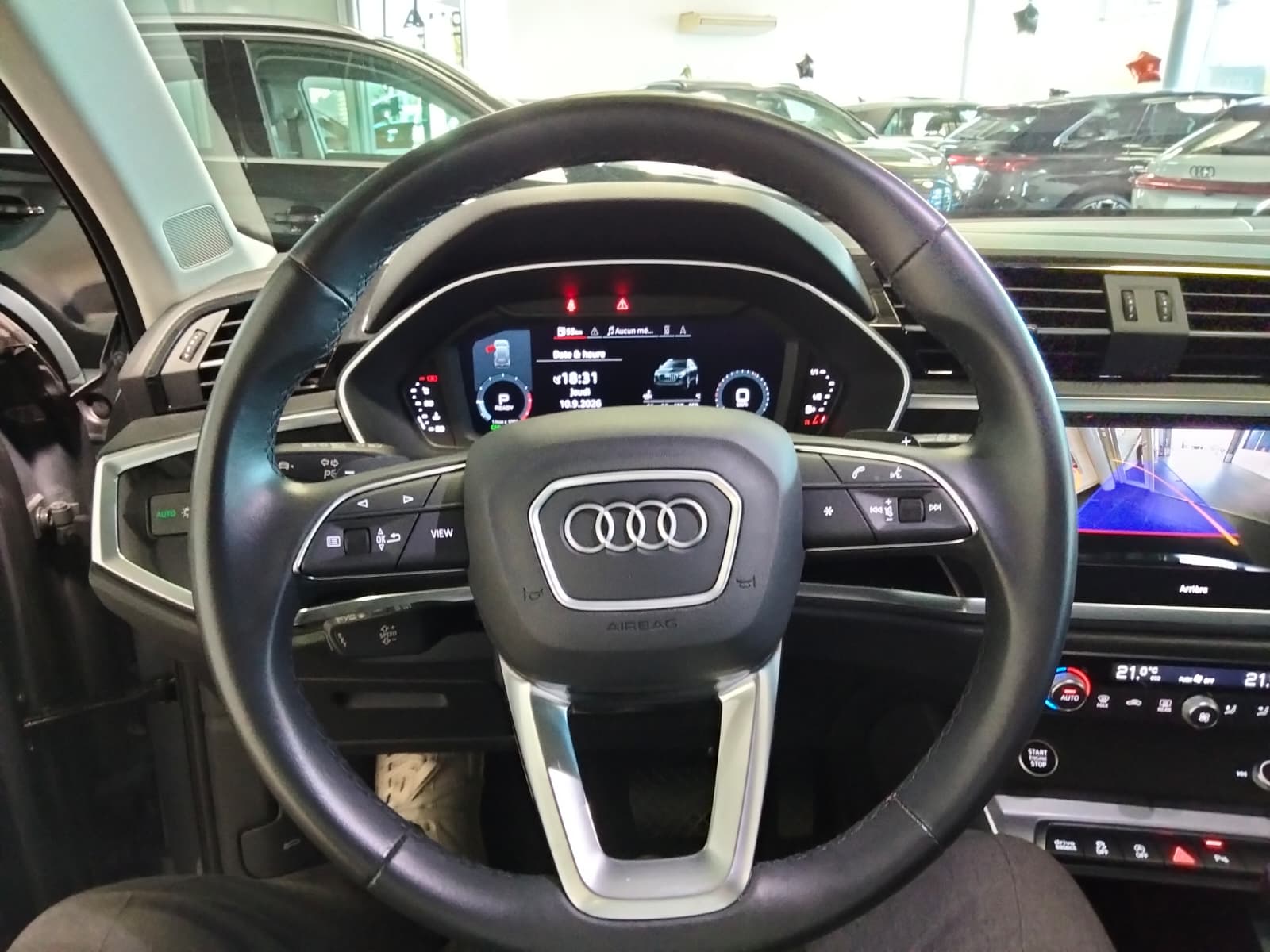 AUDI Q3