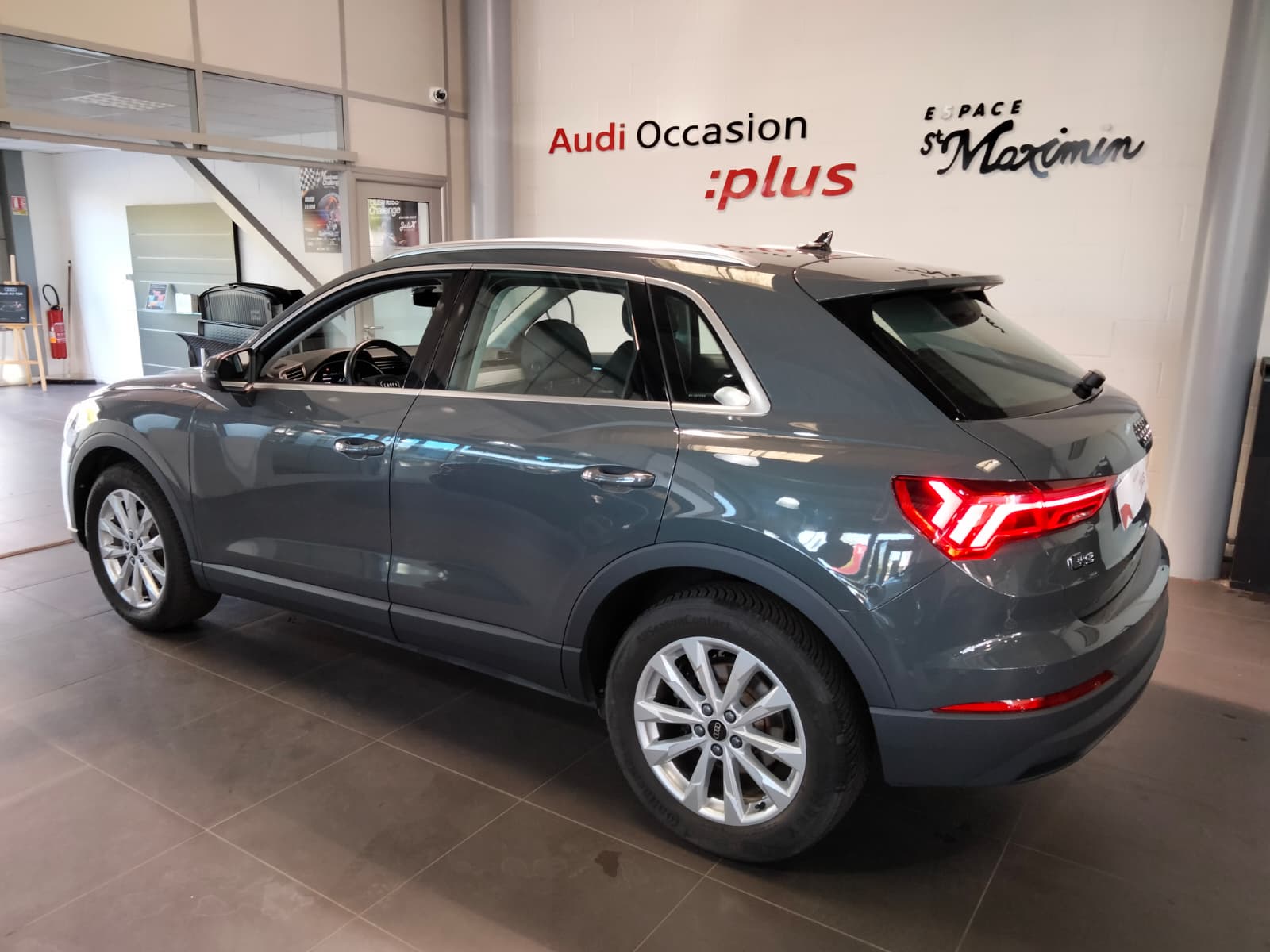 AUDI Q3
