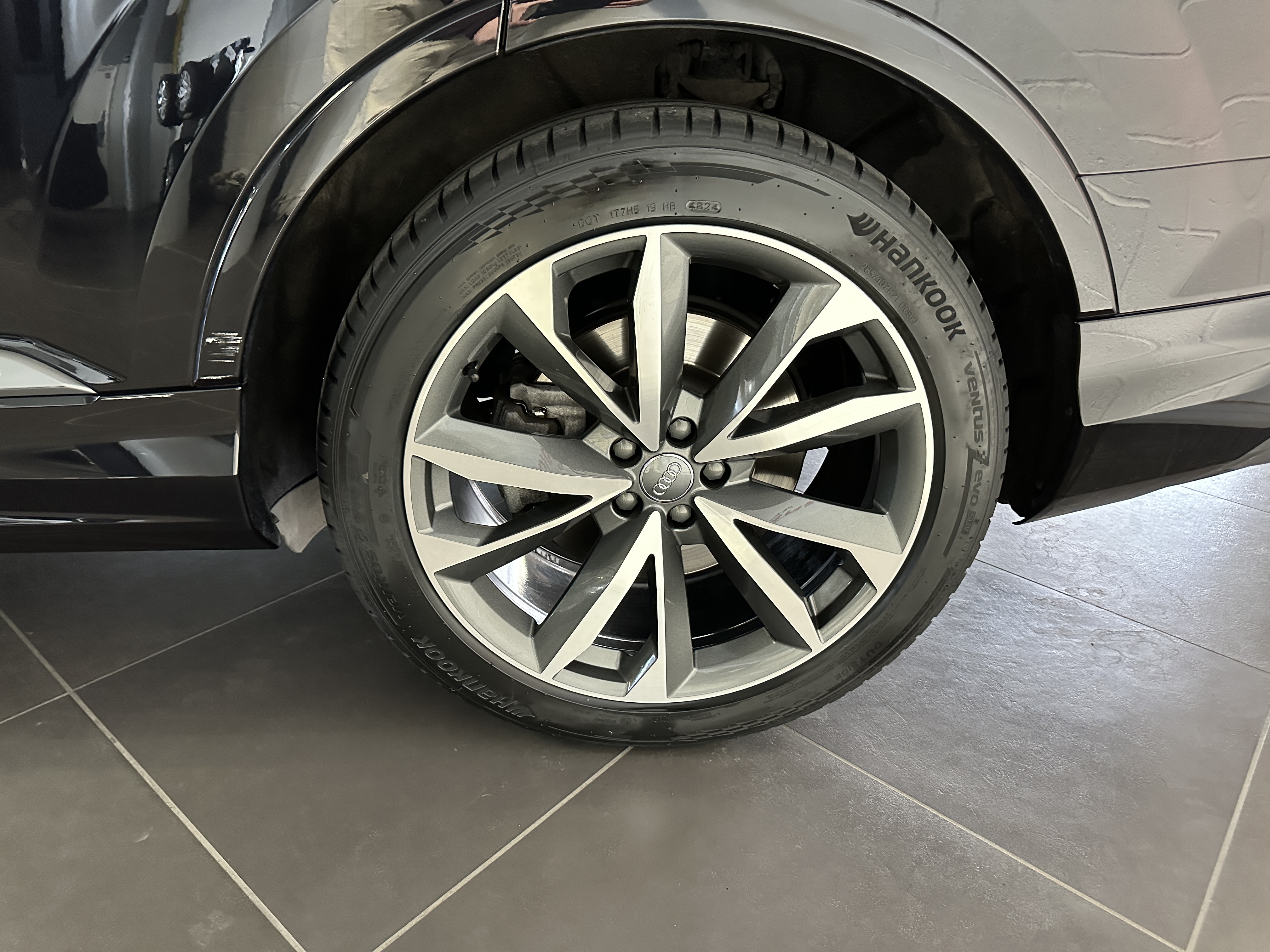 AUDI Q7