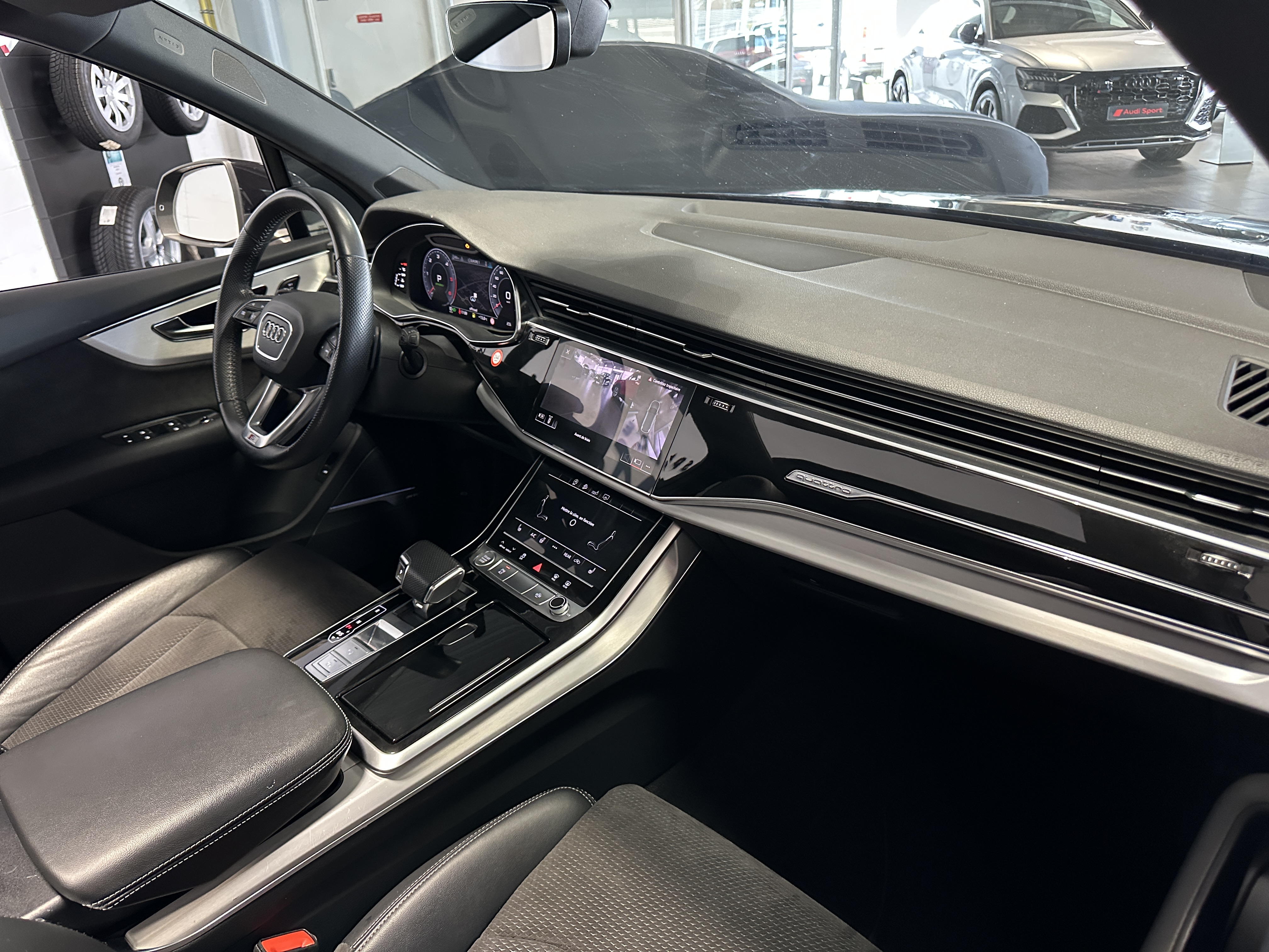 AUDI Q7