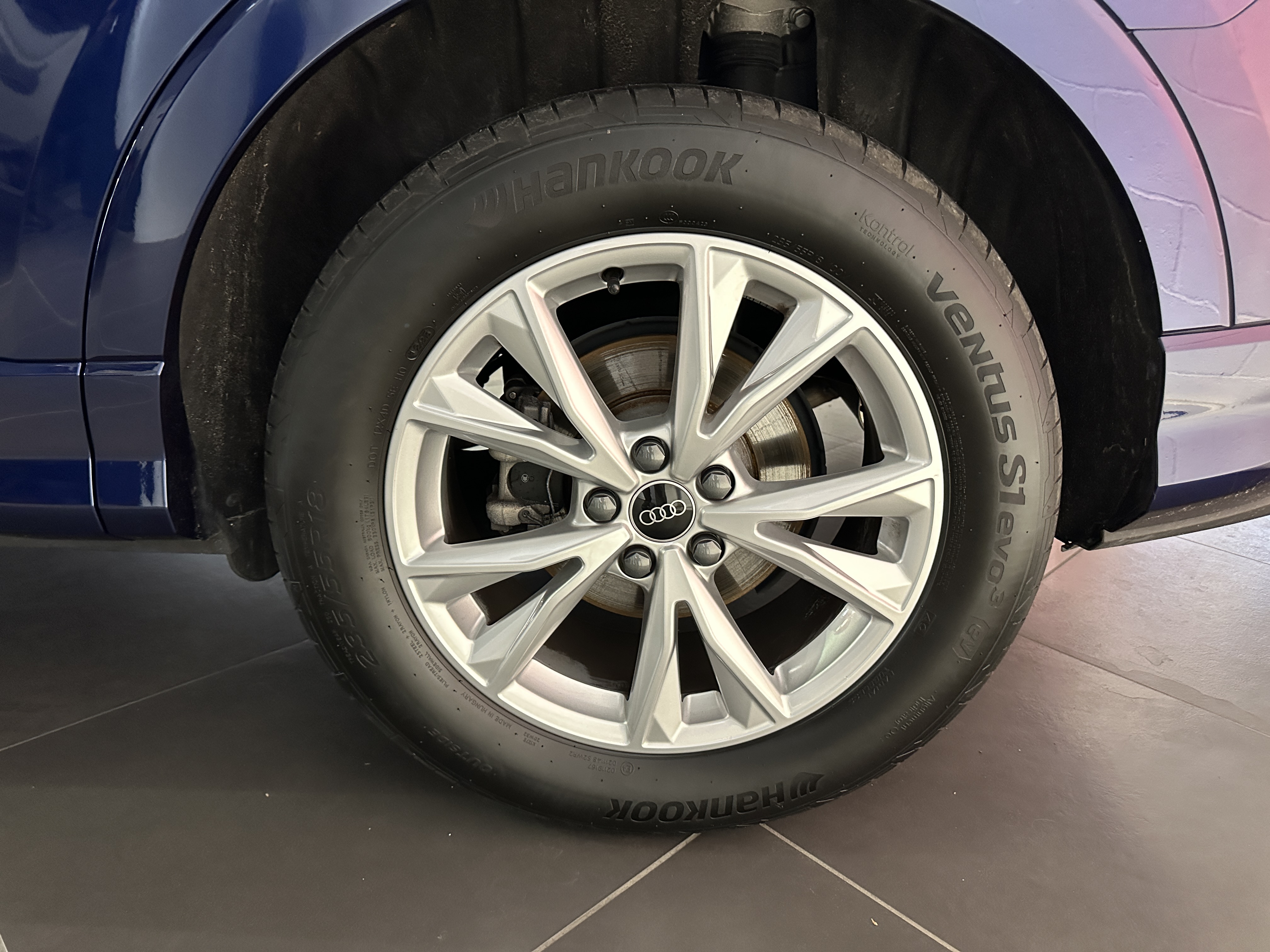 AUDI Q3